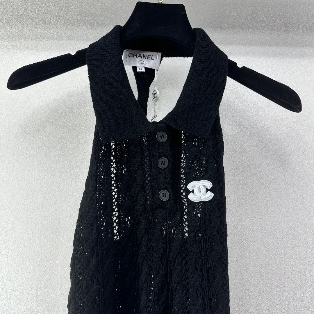 Жилеты Женские Chanel 11342805