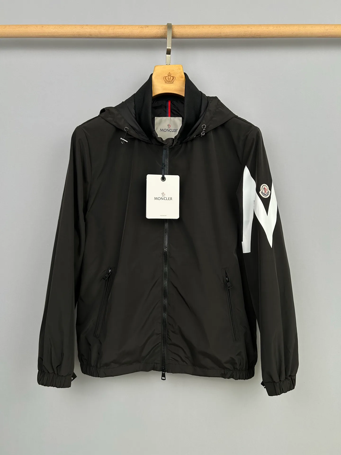 Куртки И Пуховики Мужские Moncler 13137534
