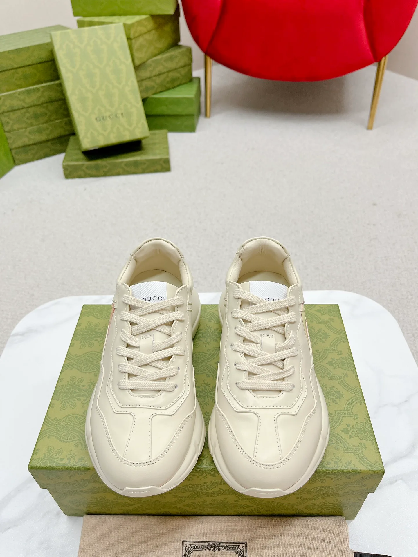 Кроссовки Женские Gucci 989690