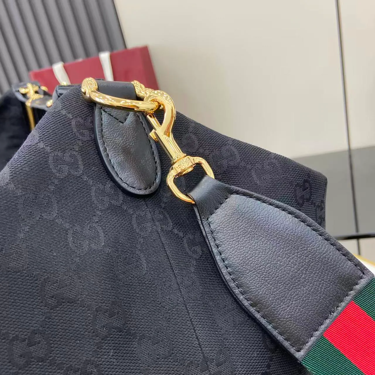 Дорожные Сумки Женские Gucci 13671904