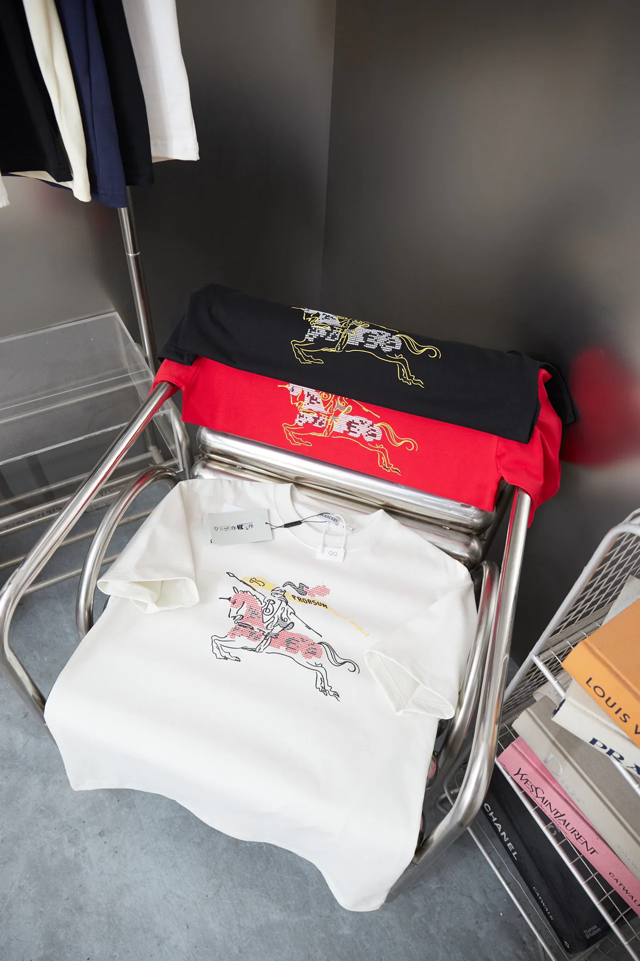 Футболки Женские Burberry 10937927