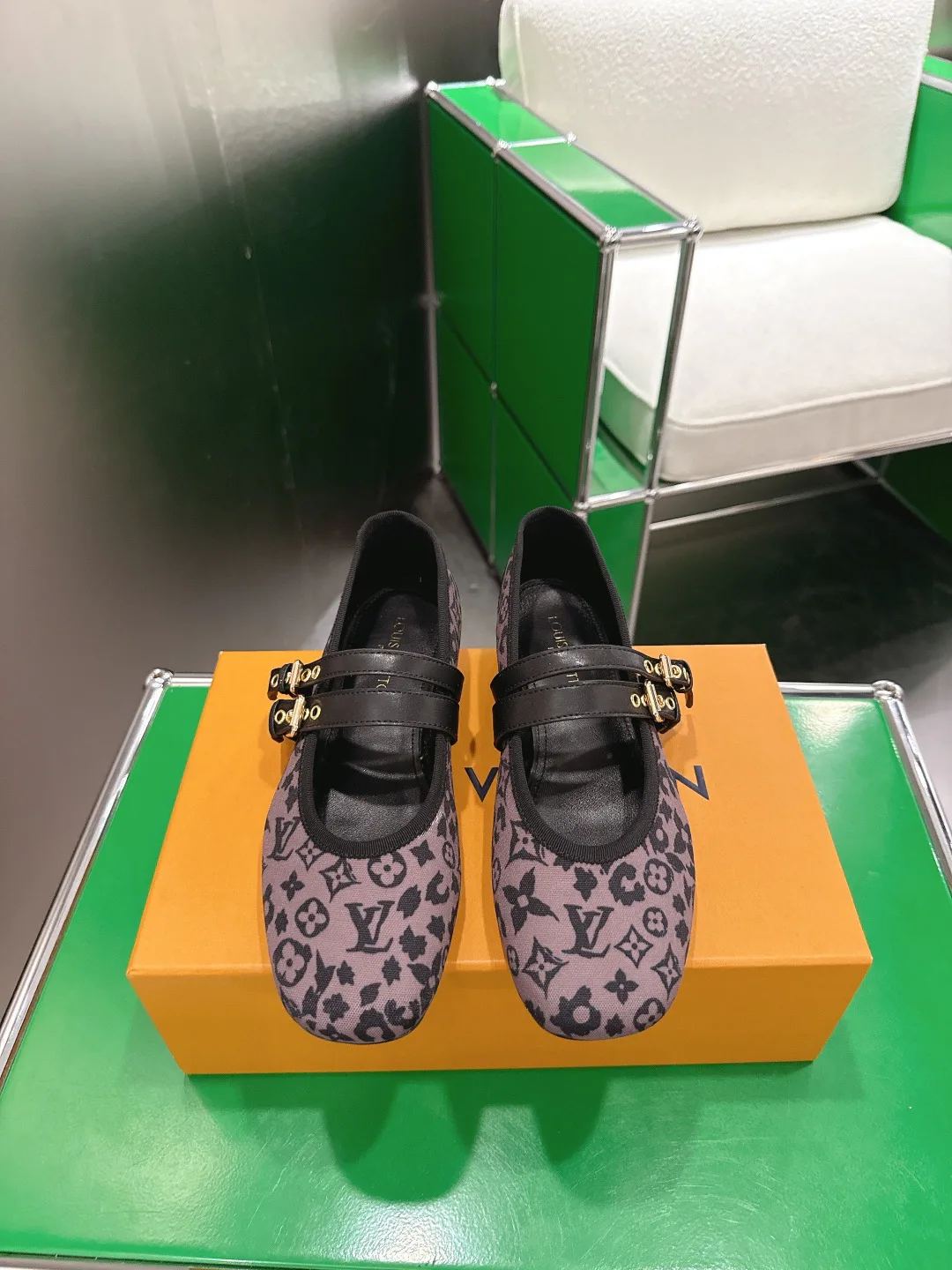 Туфли Женские Louis Vuitton 11703548