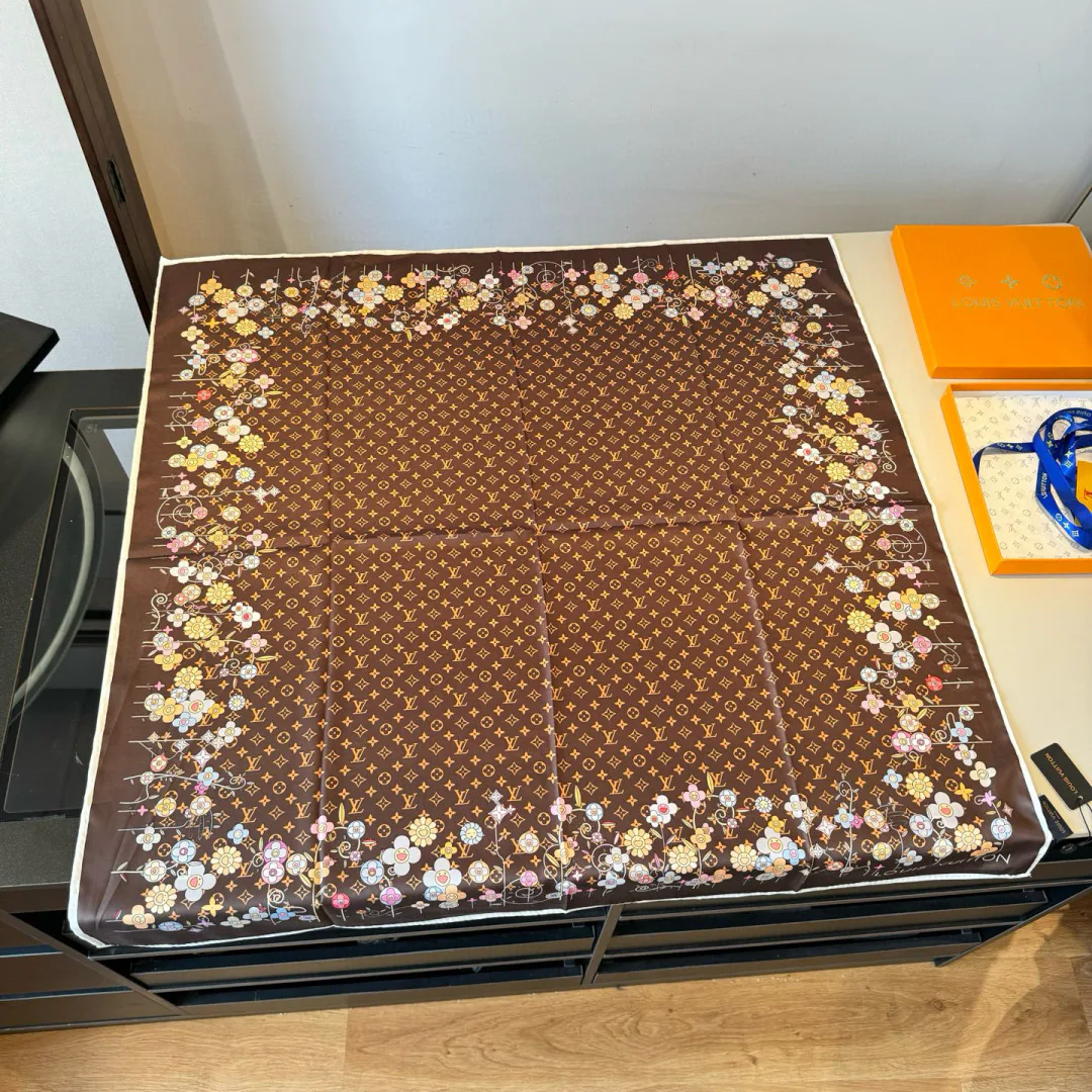 Платки Louis Vuitton 17498387