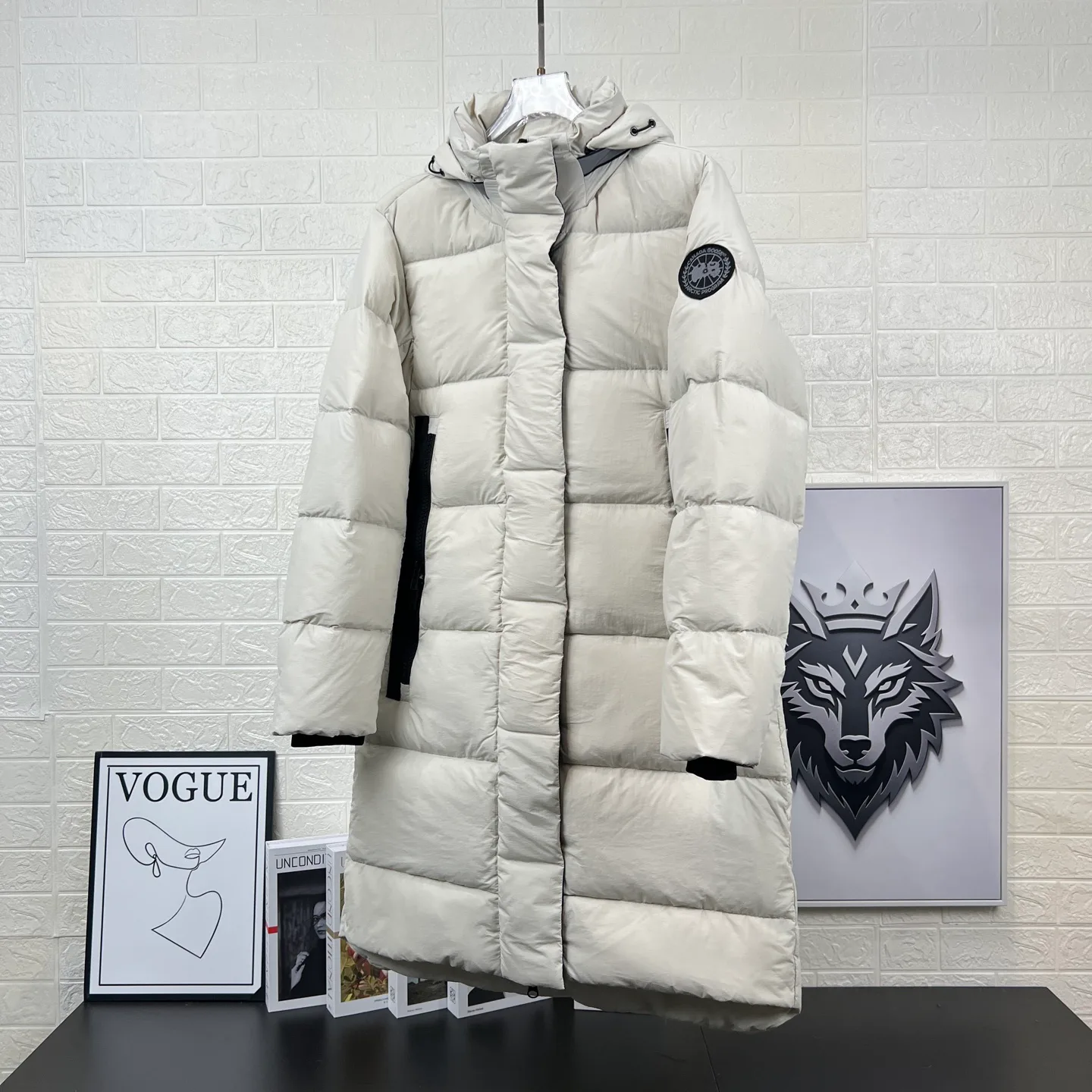 Куртки И Пуховики Женские Canada Goose 18845606