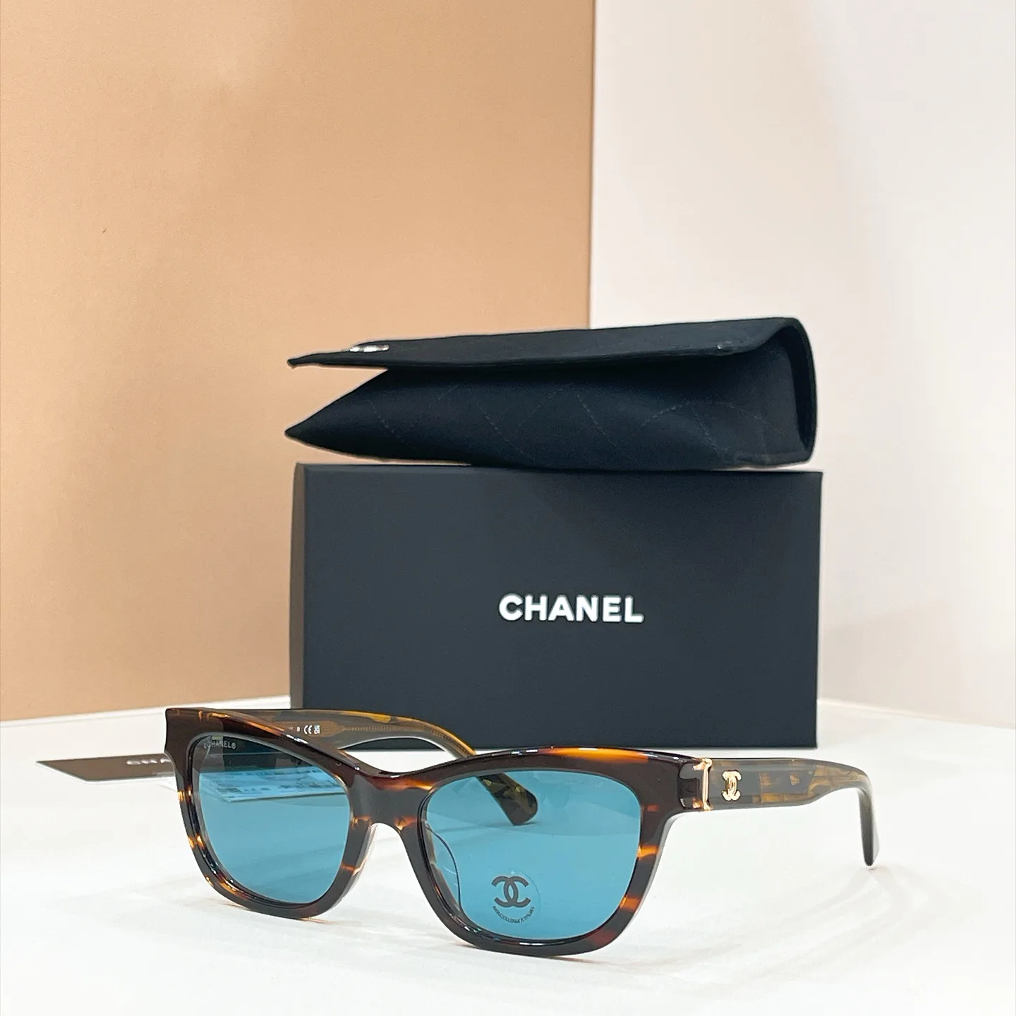 Очки Chanel 17992512