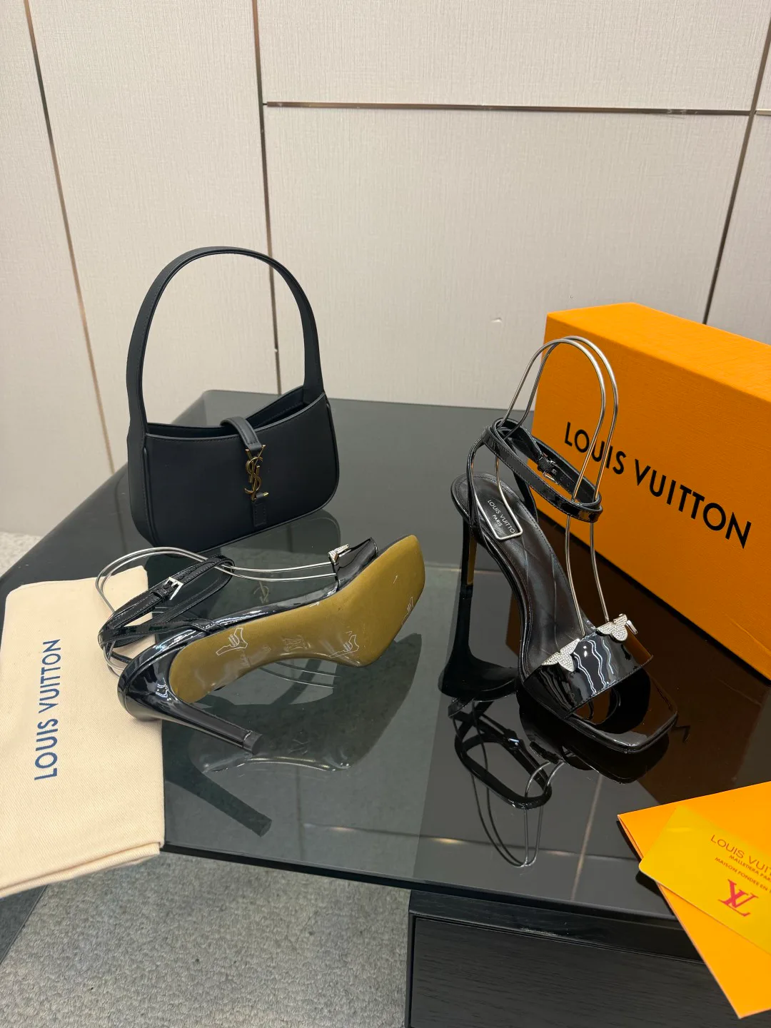 Босоножки Женские Louis Vuitton 5052038