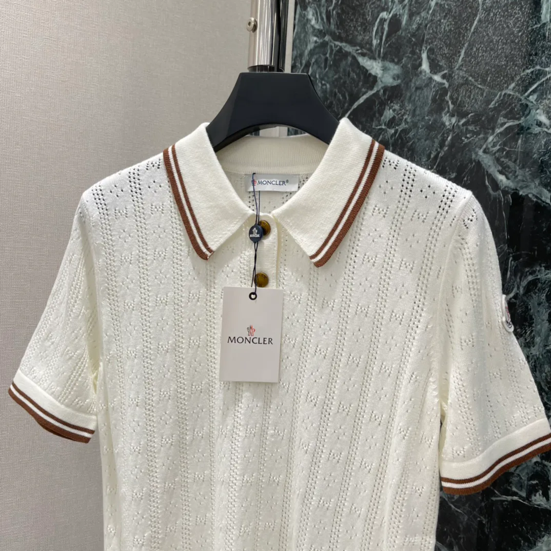 Топы Женские Moncler 11700401