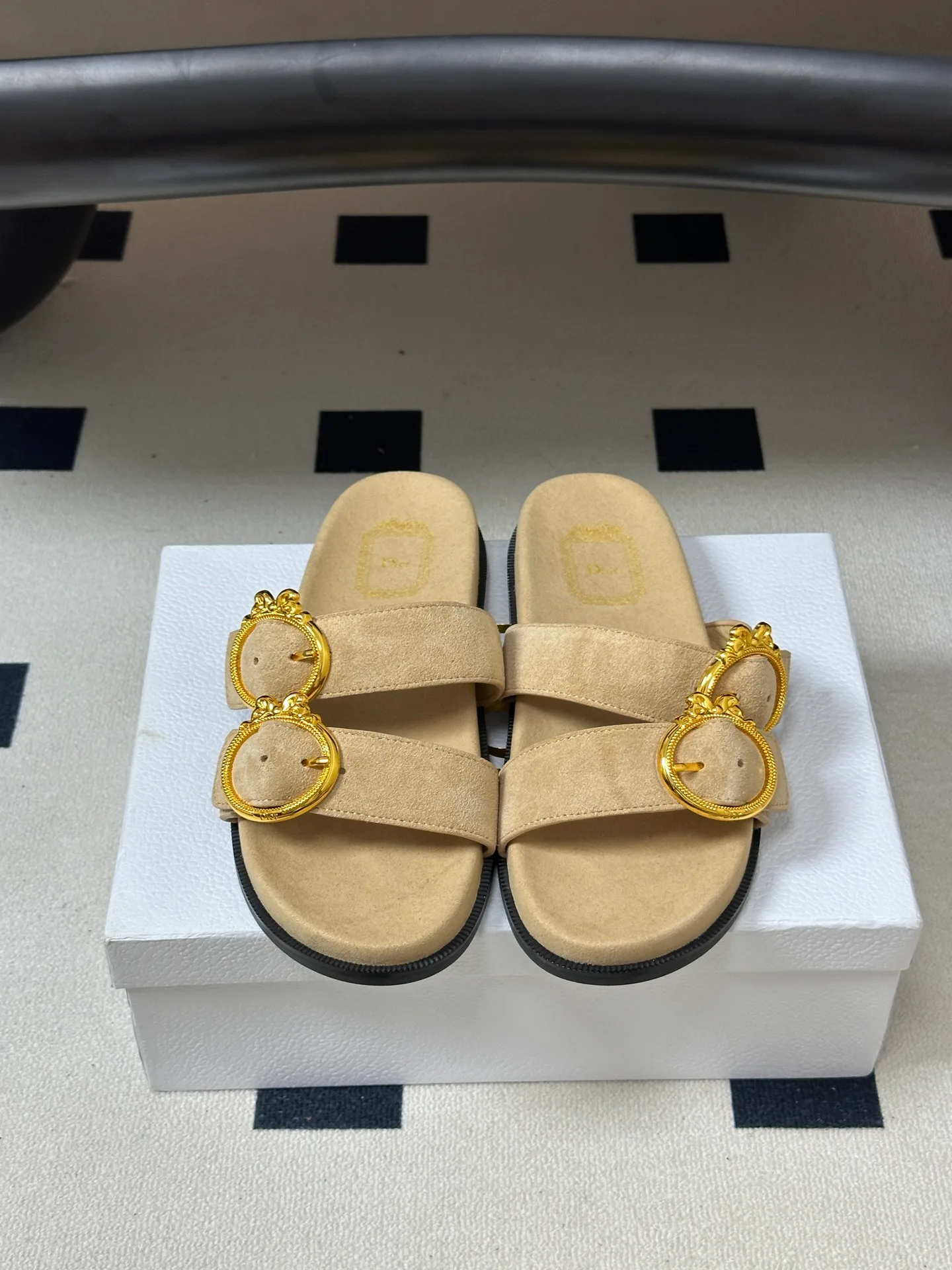 Шлепанцы Женские Christian Dior 18262096