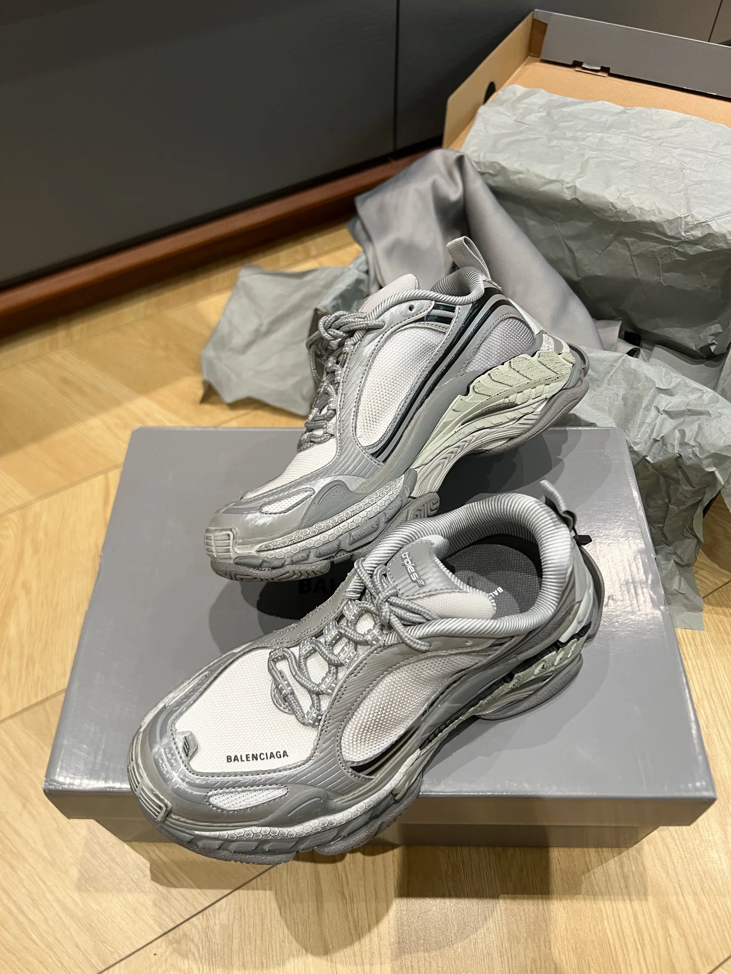 Кроссовки Женские Balenciaga 14622626