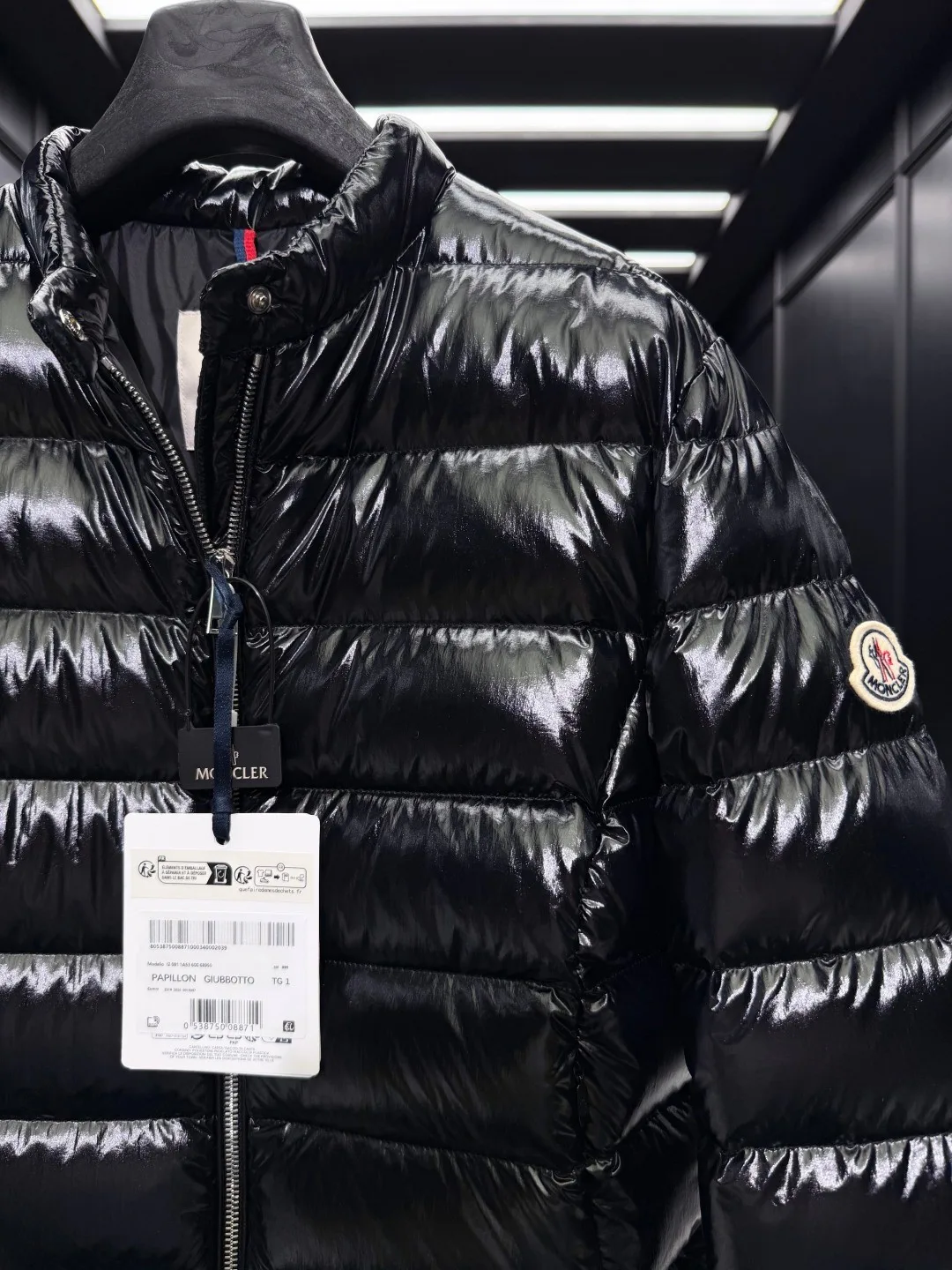 Куртки И Пуховики Женские Moncler 18408775