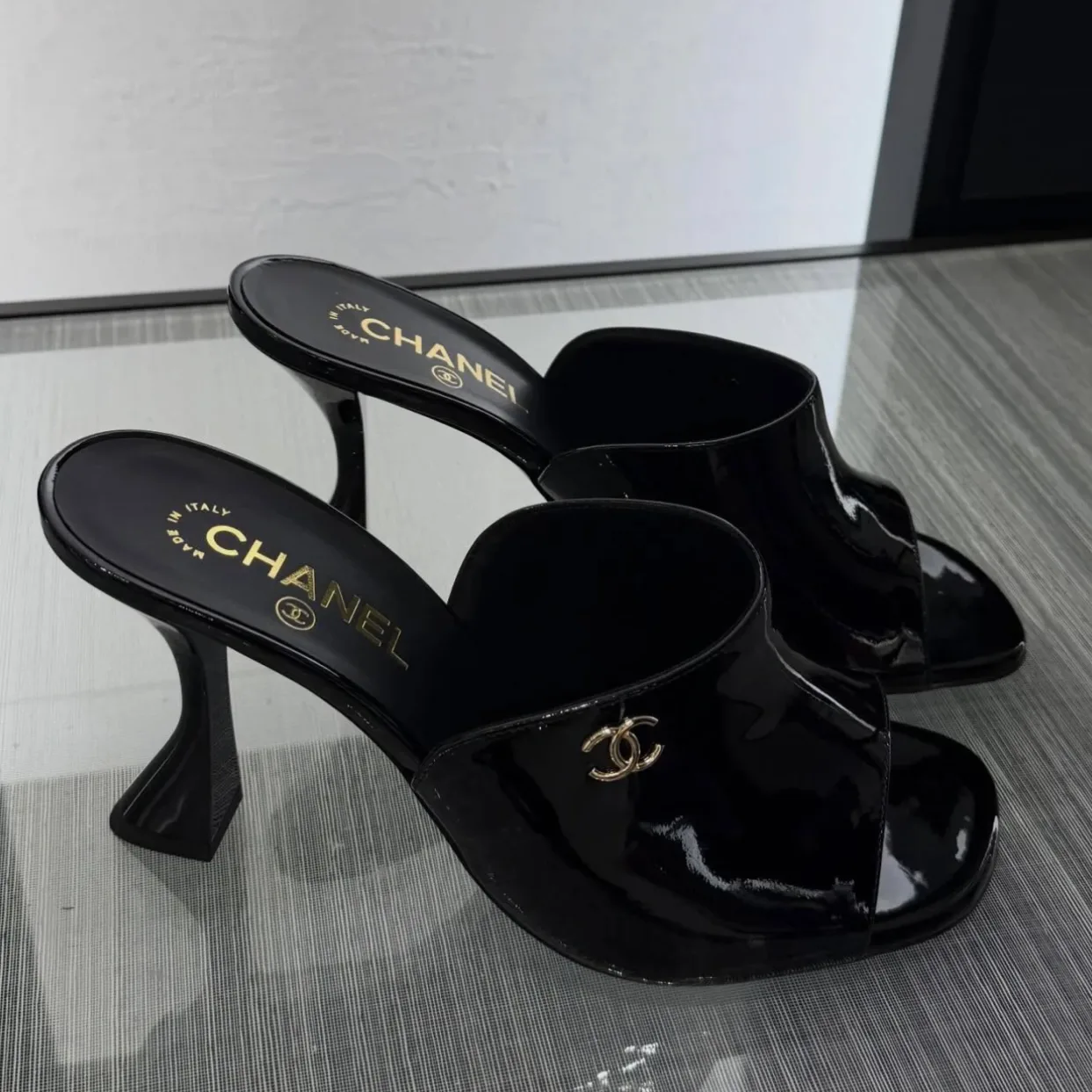 Обложки На Паспорт Chanel 11890857