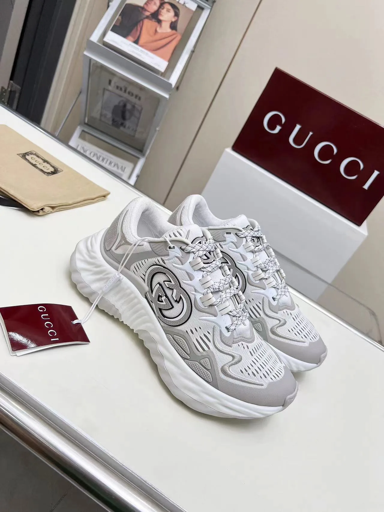 Кроссовки Женские Gucci 9611