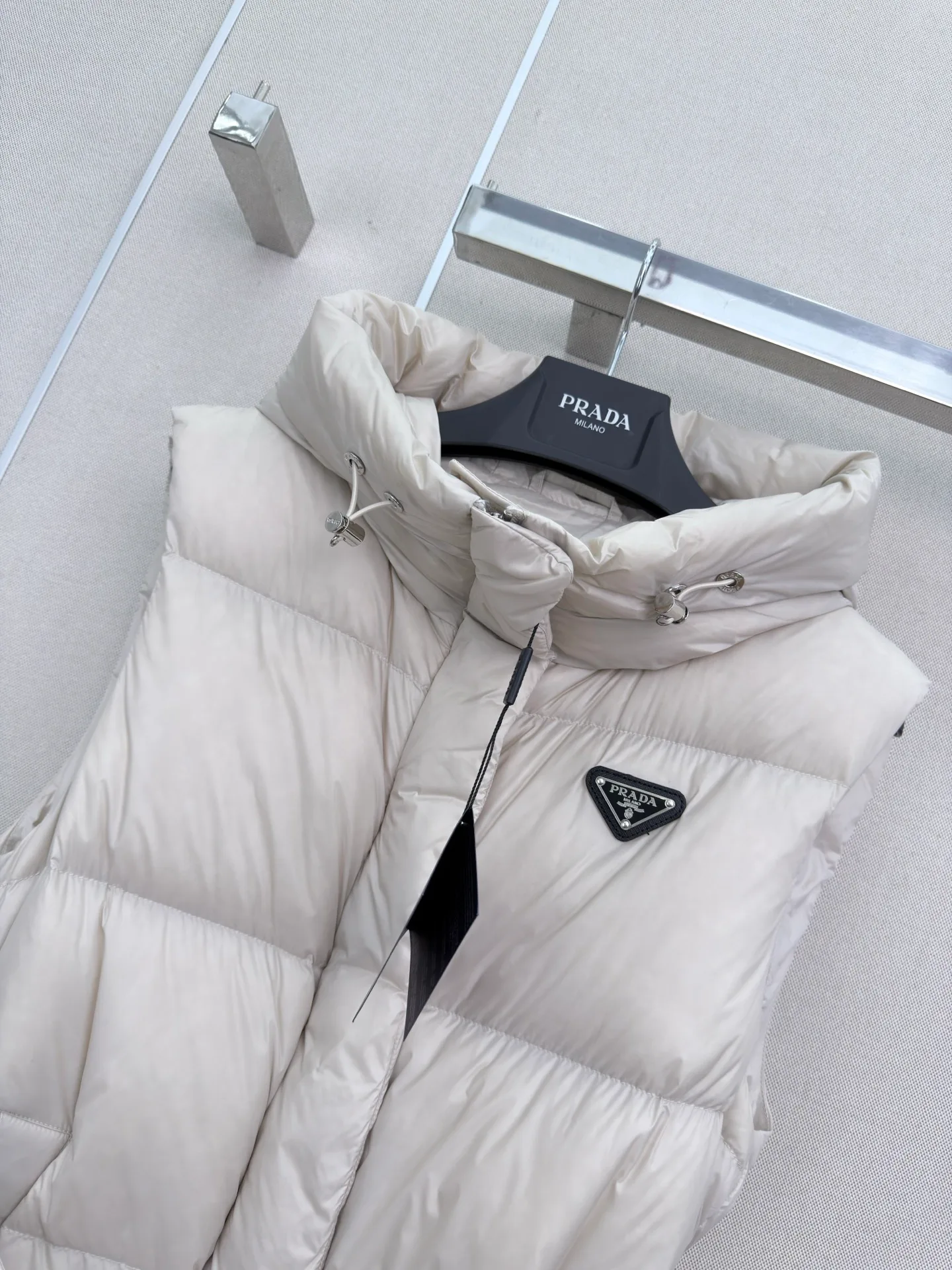 Куртки И Пуховики Женские Prada 18127502