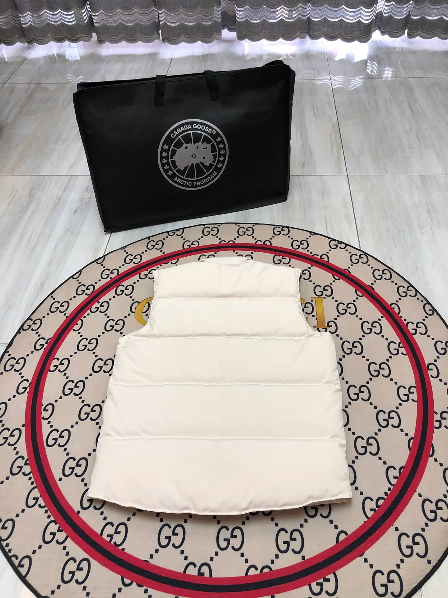 Жилеты Женские Canada Goose 1294365