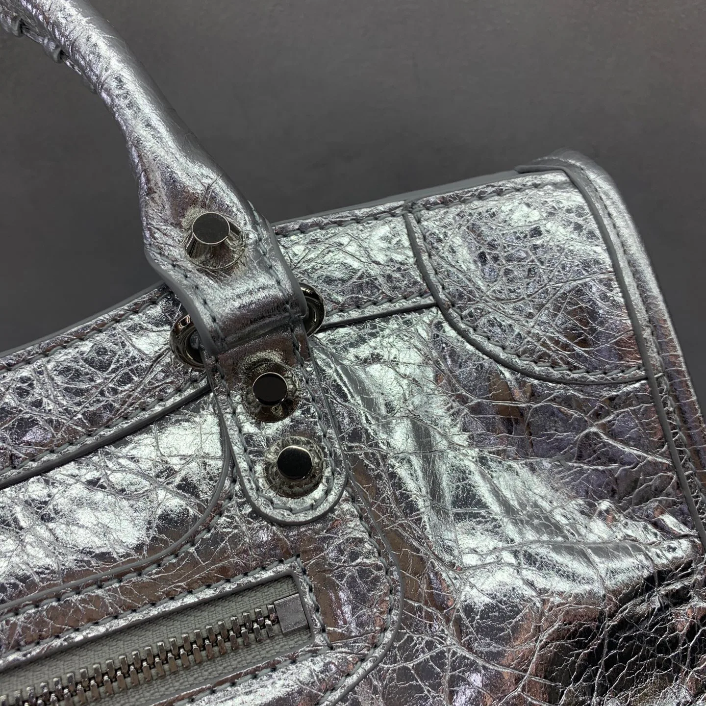 Классические Сумки Женские Balenciaga 11864159