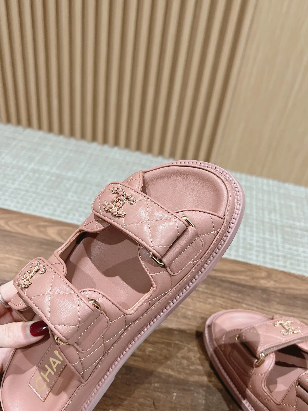 Шлепанцы Женские Chanel 33730