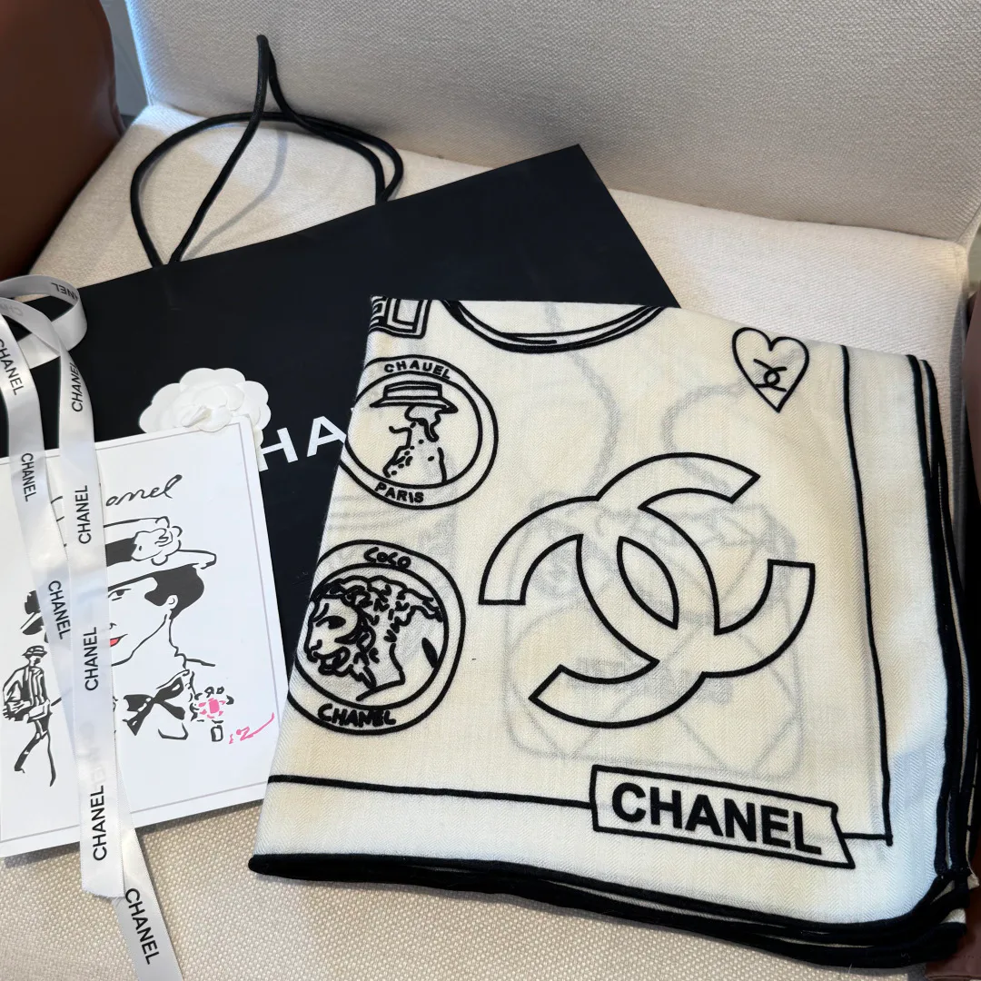Платки Chanel 1603623