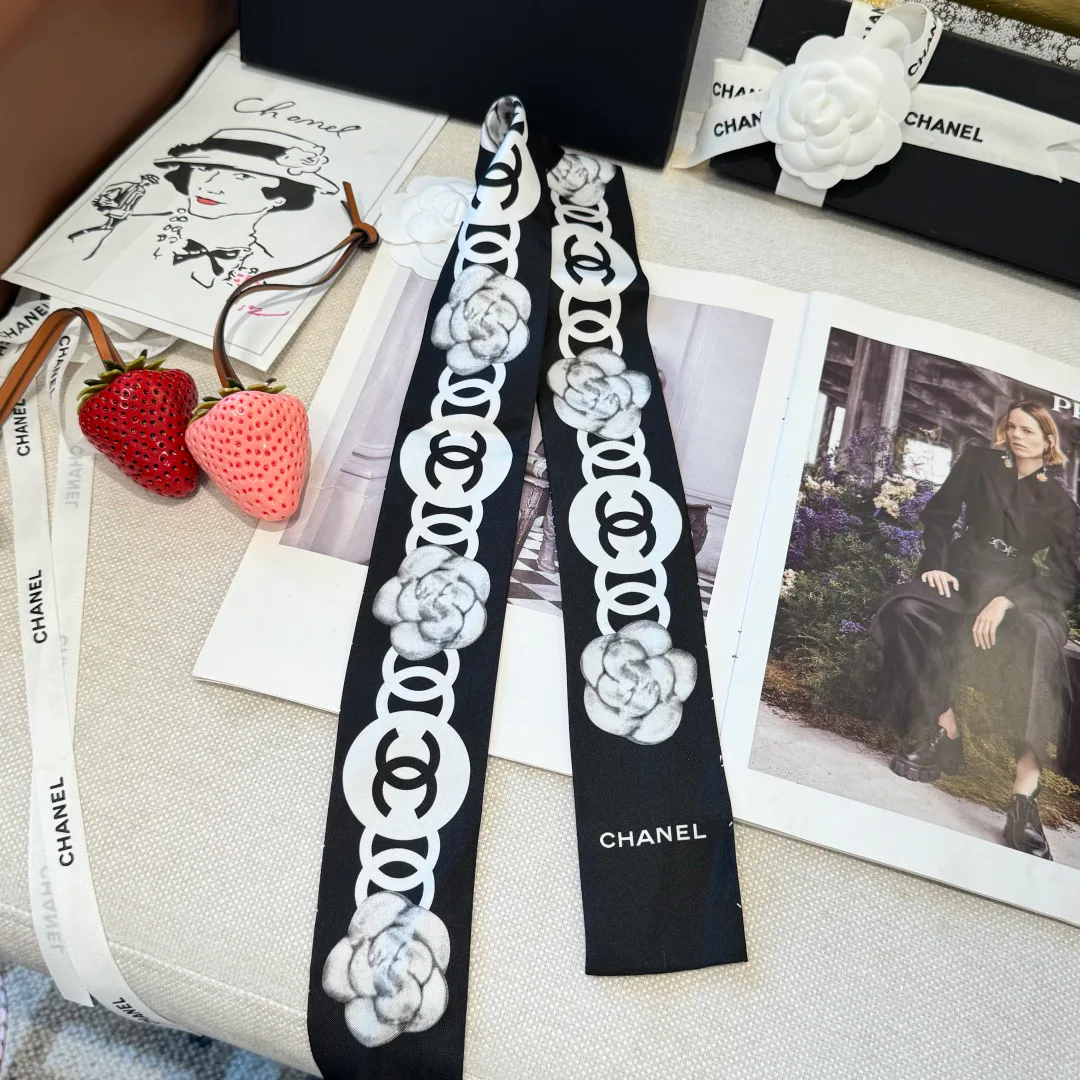 Платки Chanel 12918499