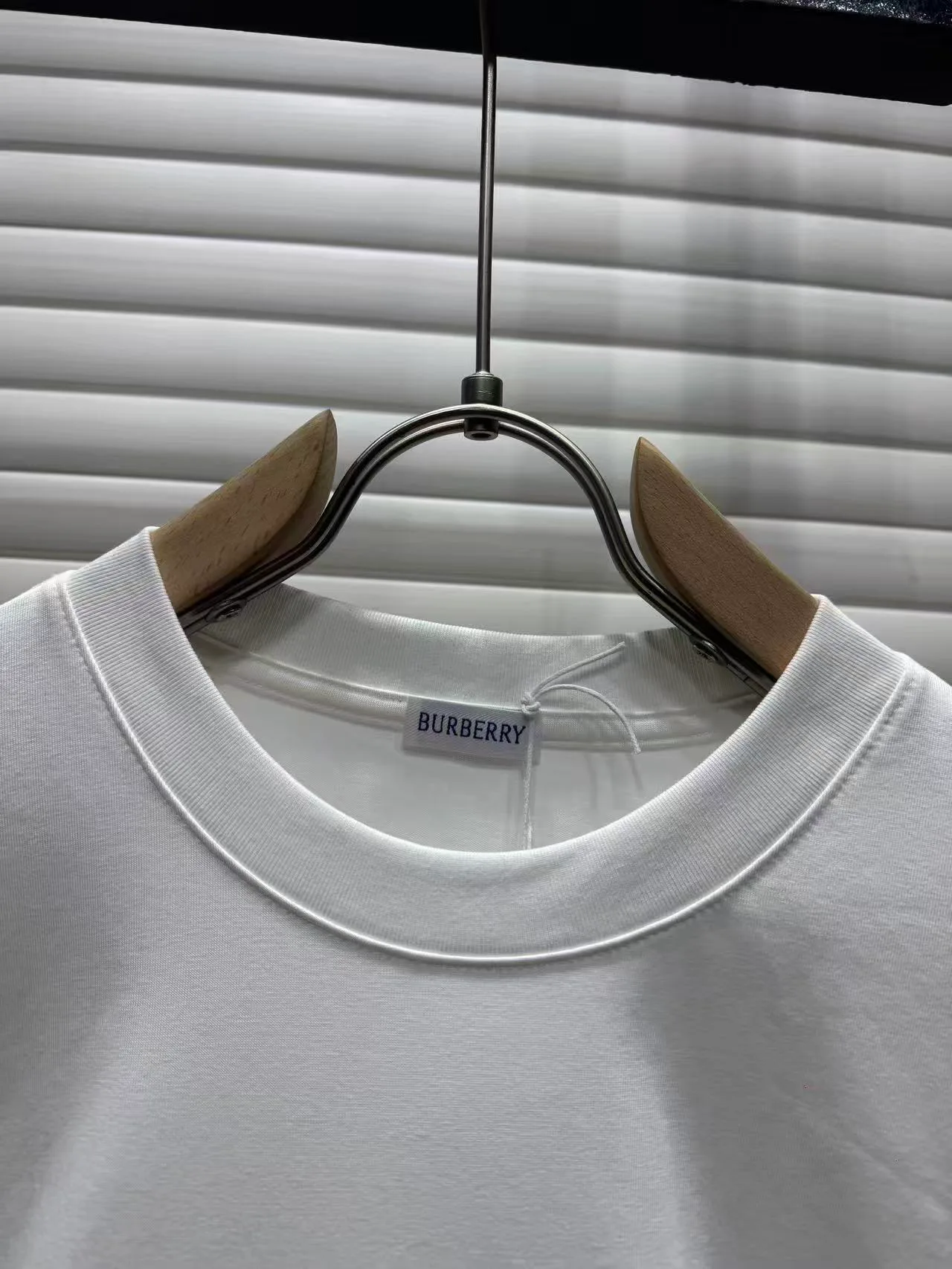 Футболки Женские Burberry 619129
