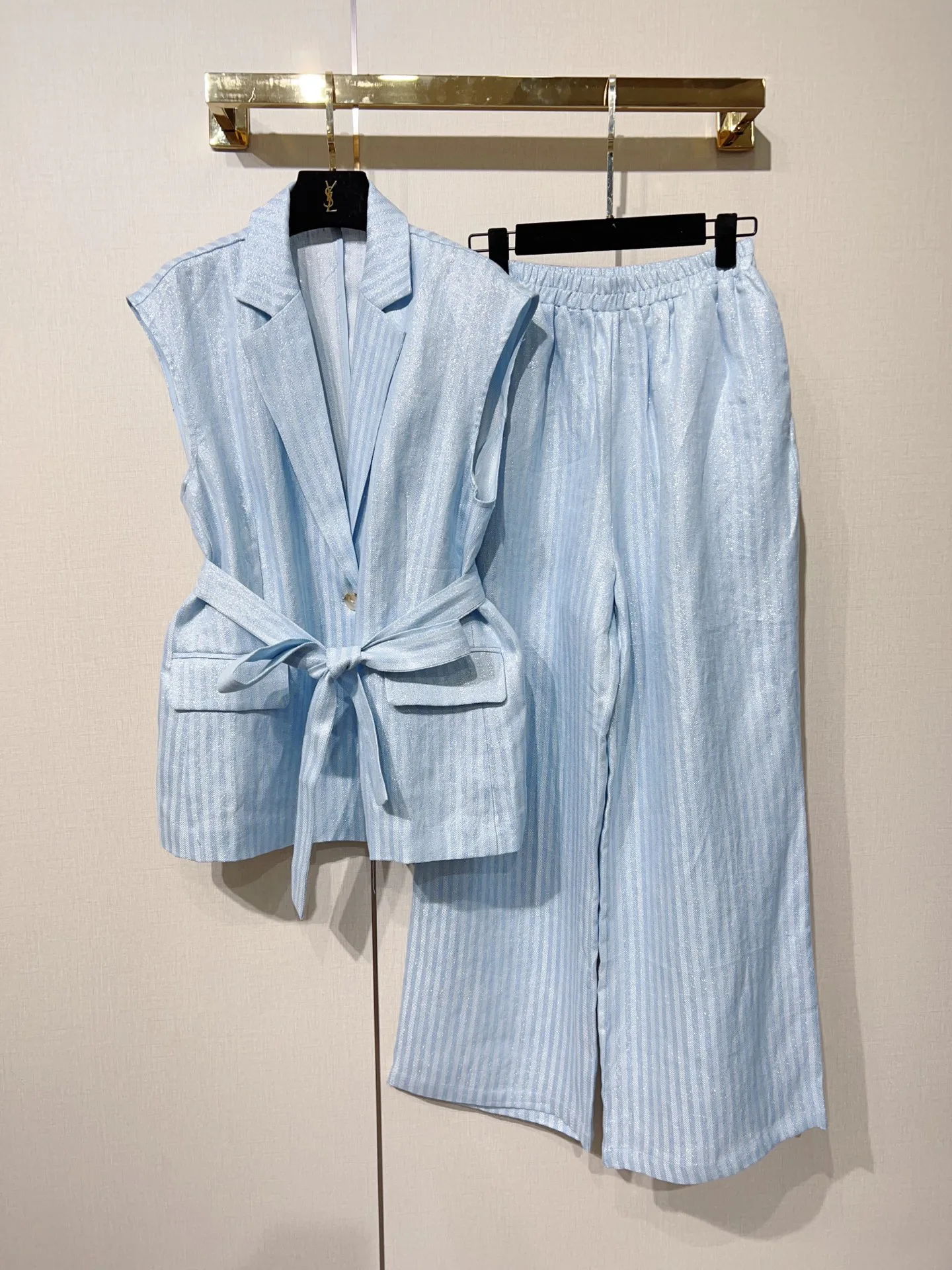 Жилеты Женские Brunello Cucinelli 11880186