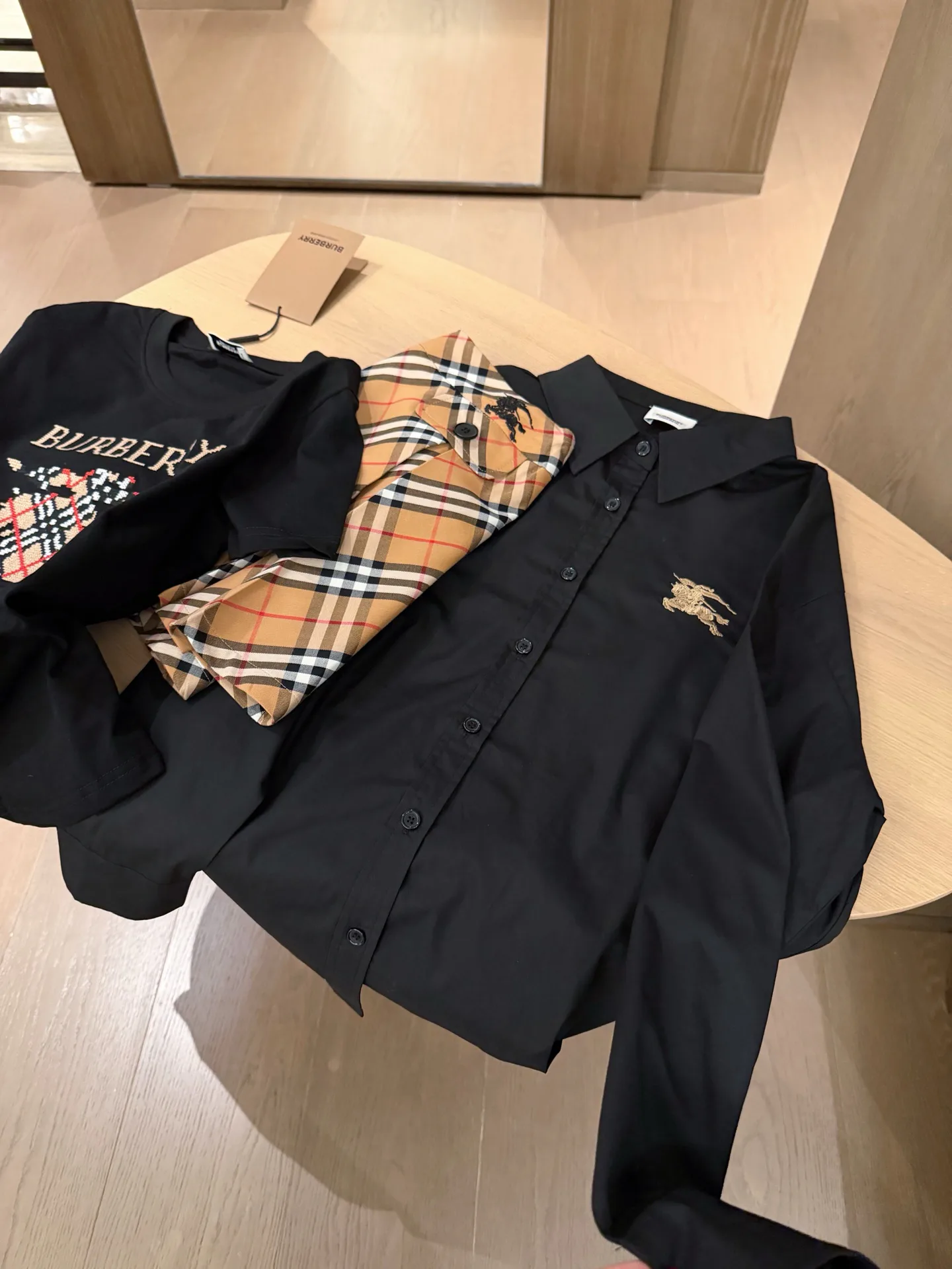 Рубашки Женские Burberry 10646523