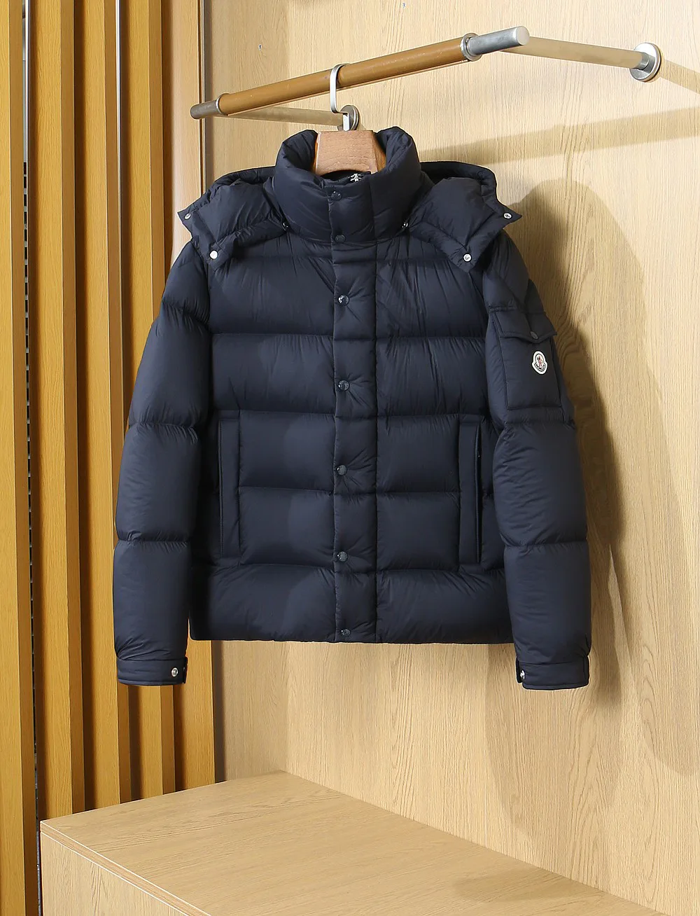 Куртки И Пуховики Женские Moncler 18729134