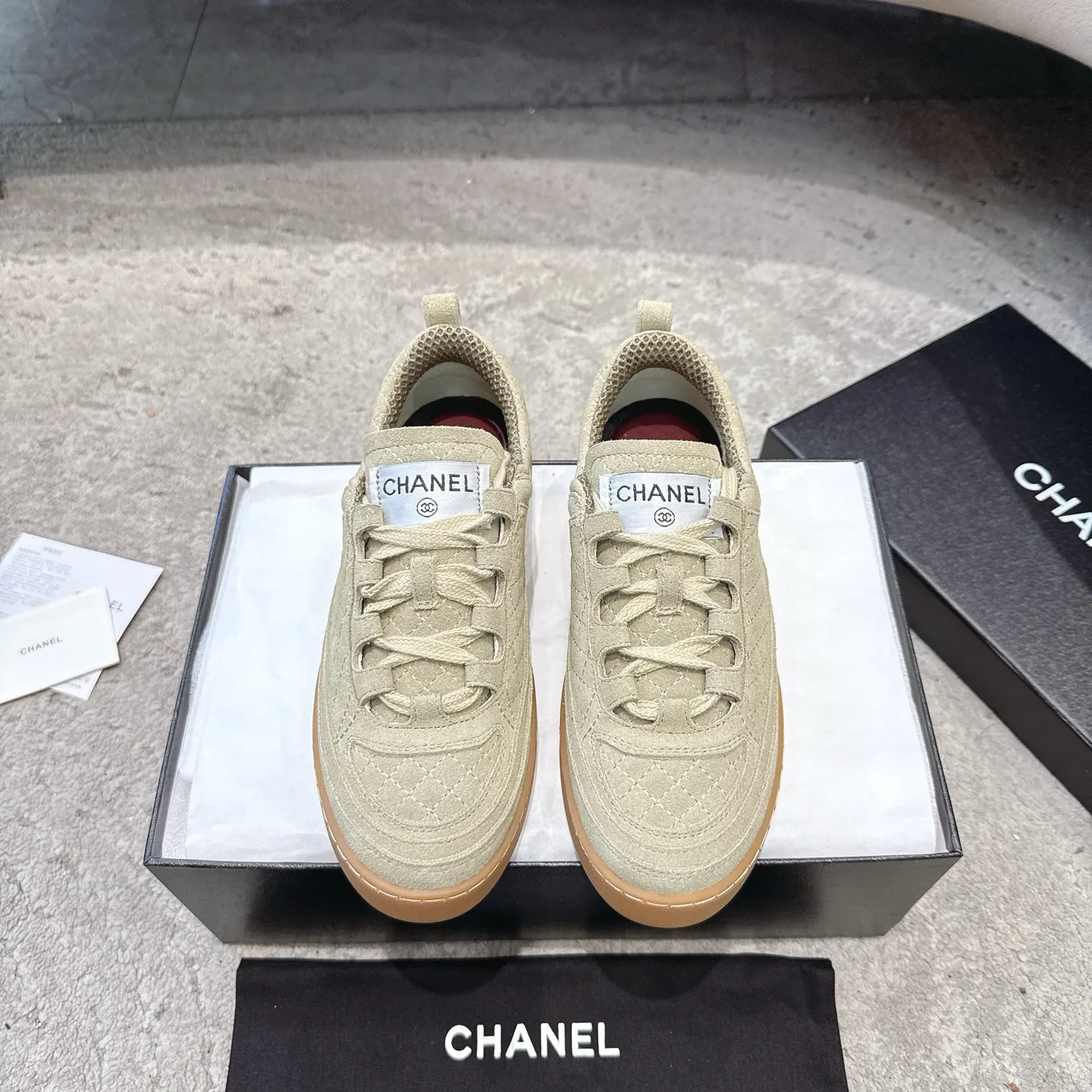 Кроссовки Женские Chanel 19792582
