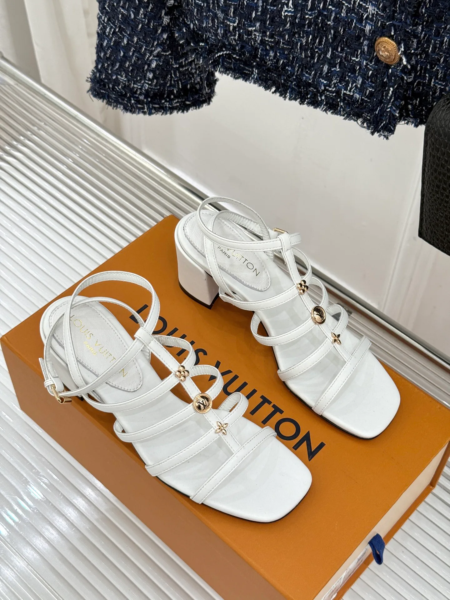 Босоножки Женские Louis Vuitton 17234887