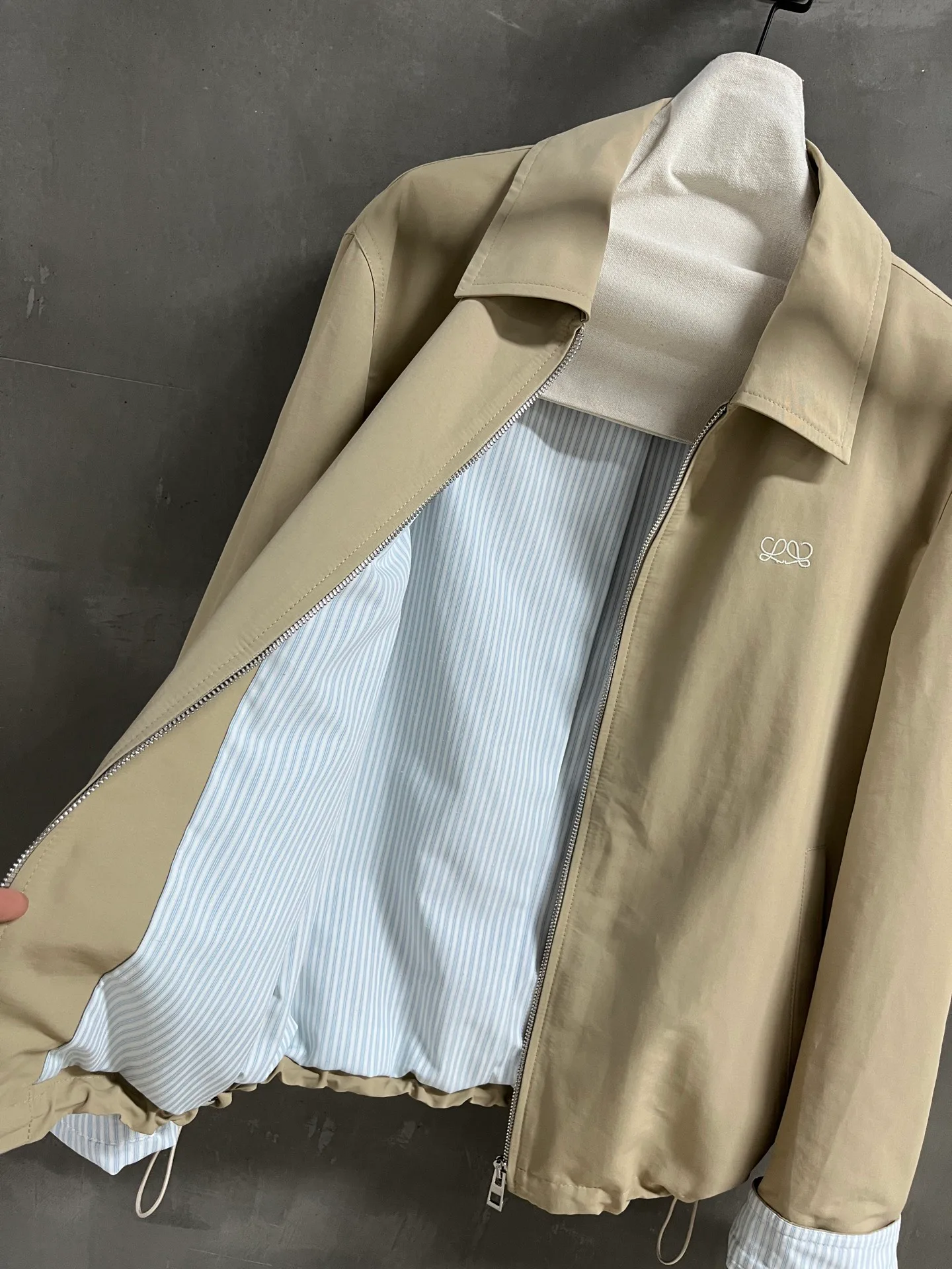 Куртки И Пуховики Женские Loewe 18172817