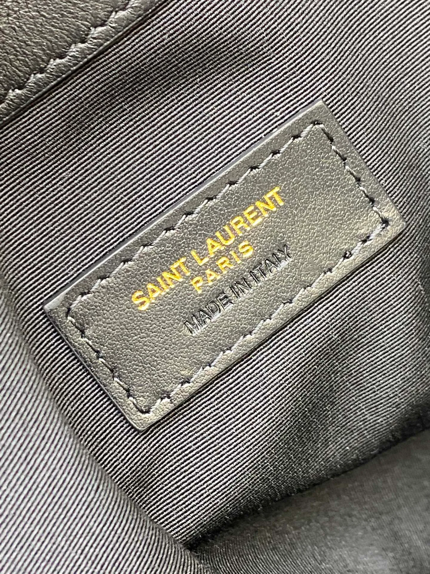 Классические Сумки Женские Saint Laurent 11886283