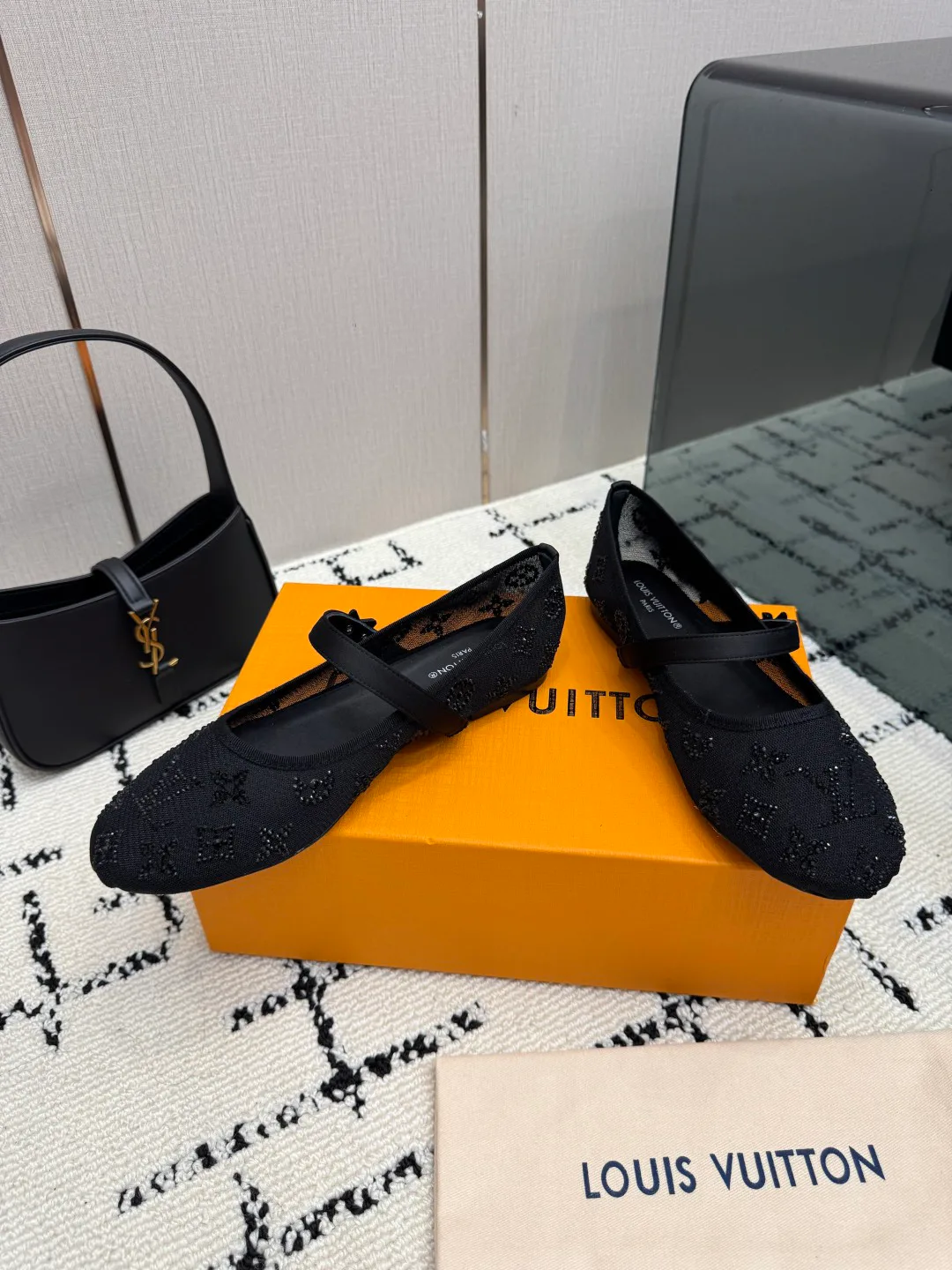 Балетки Женские Louis Vuitton 17947020