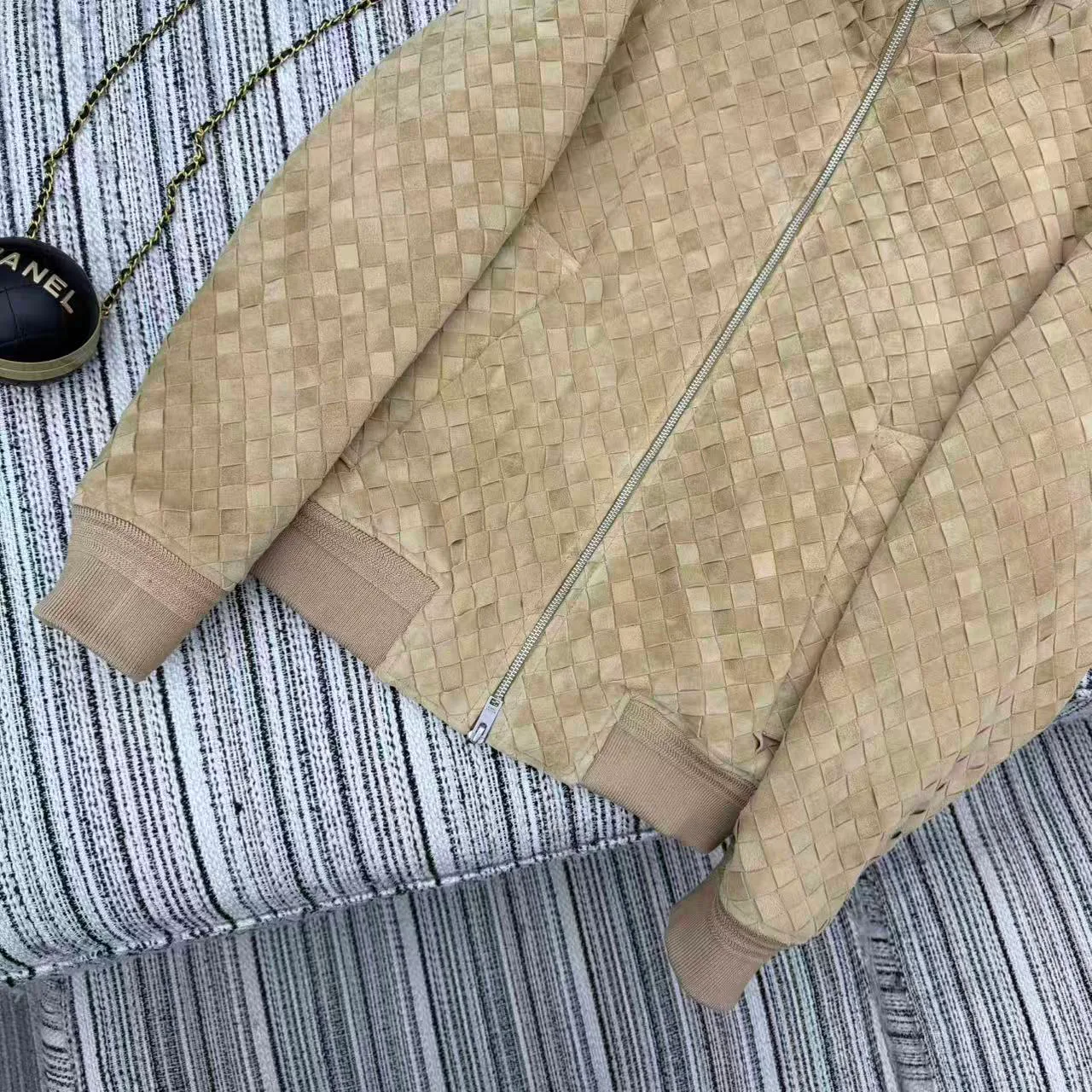 Кожаные Куртки И Дублёнки Мужские Bottega Veneta 10675625
