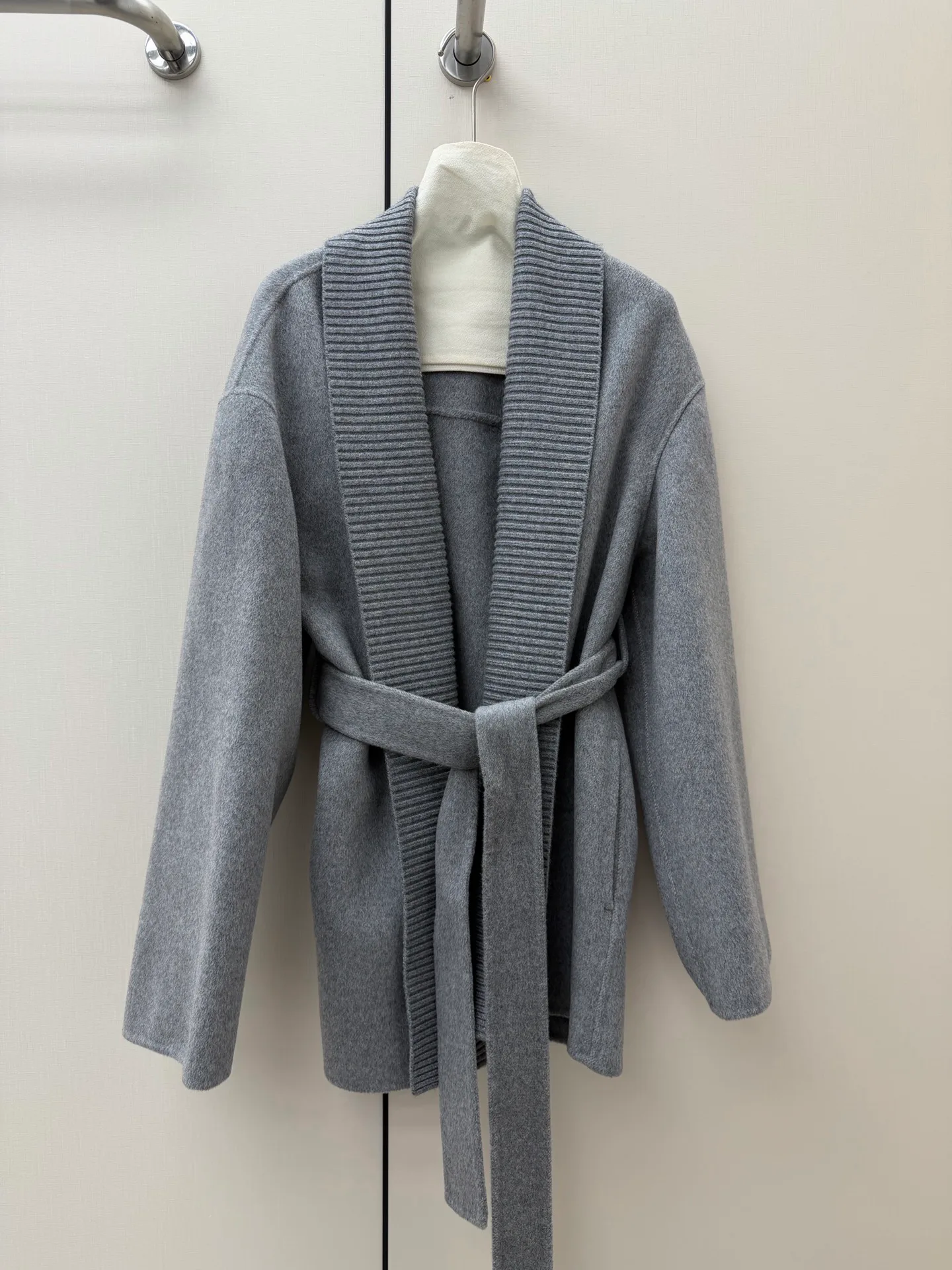 Пальто Женские Loro Piana 17919568
