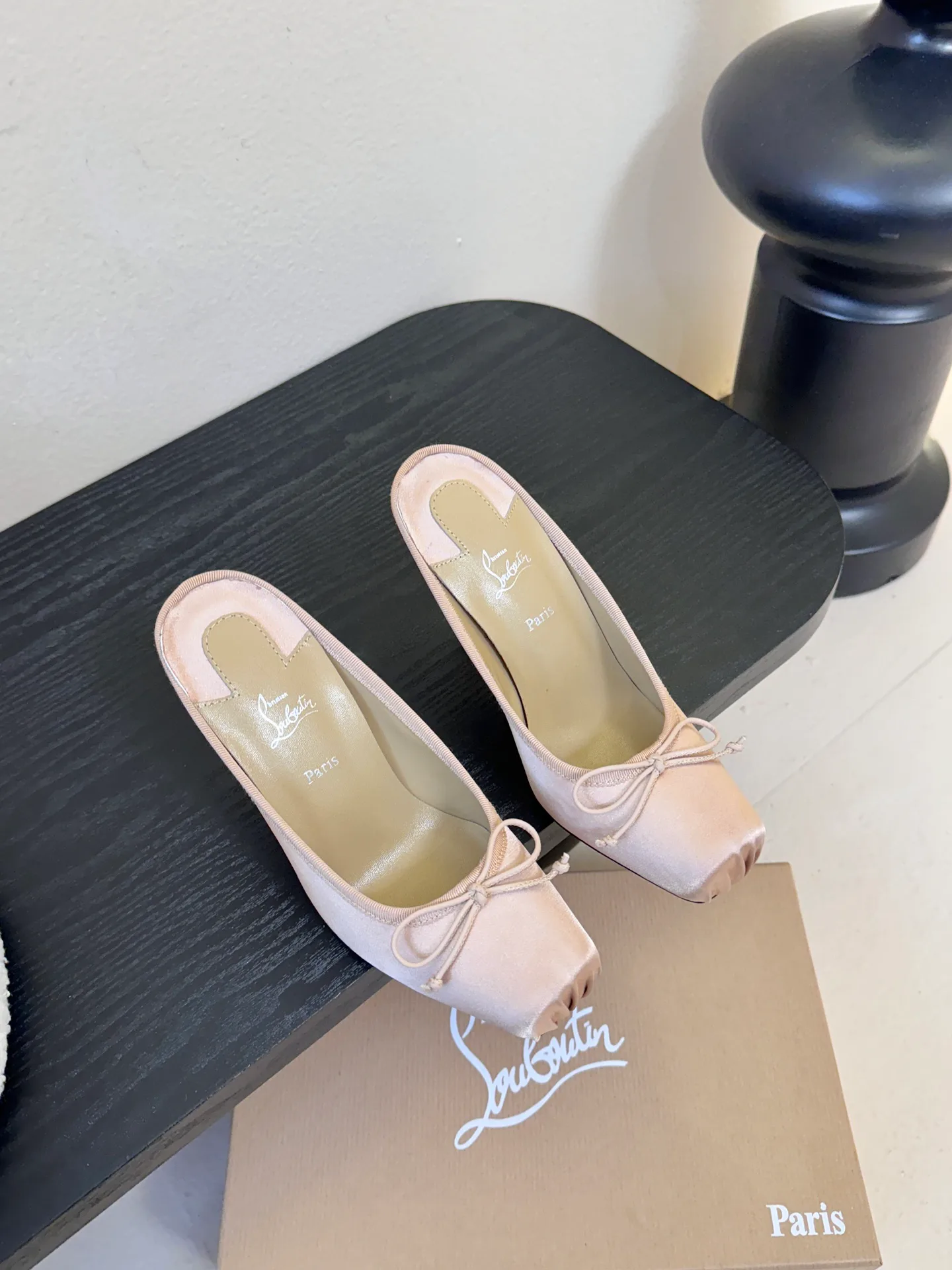 Туфли Женские Christian Louboutin 2387705