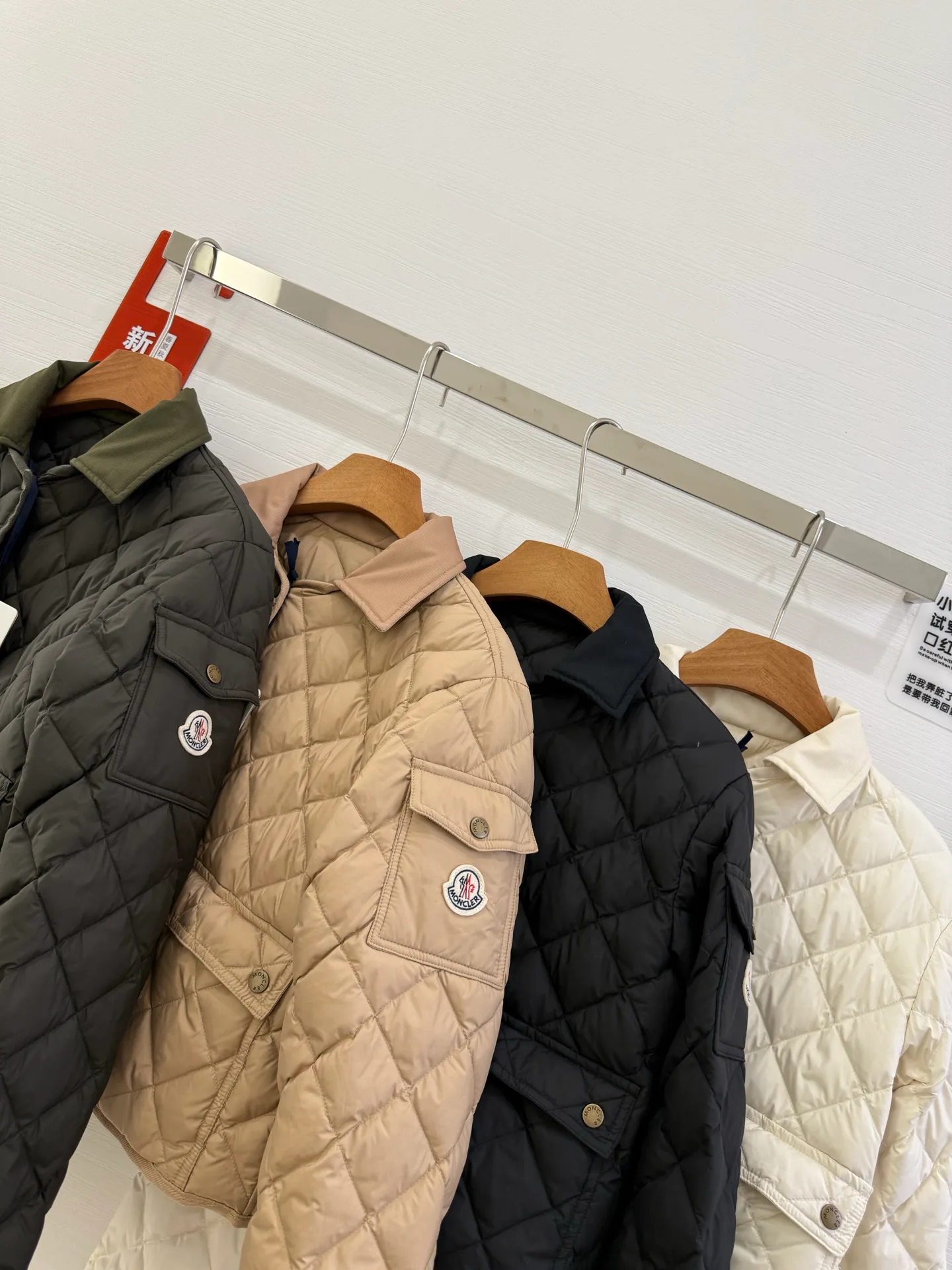 Куртки И Пуховики Женские Moncler 17918903