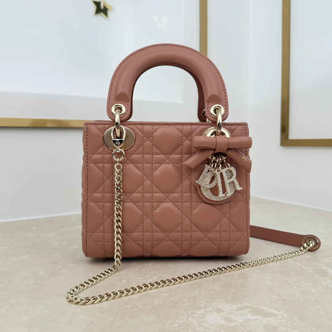 Классические Сумки Женские Christian Dior 18116220