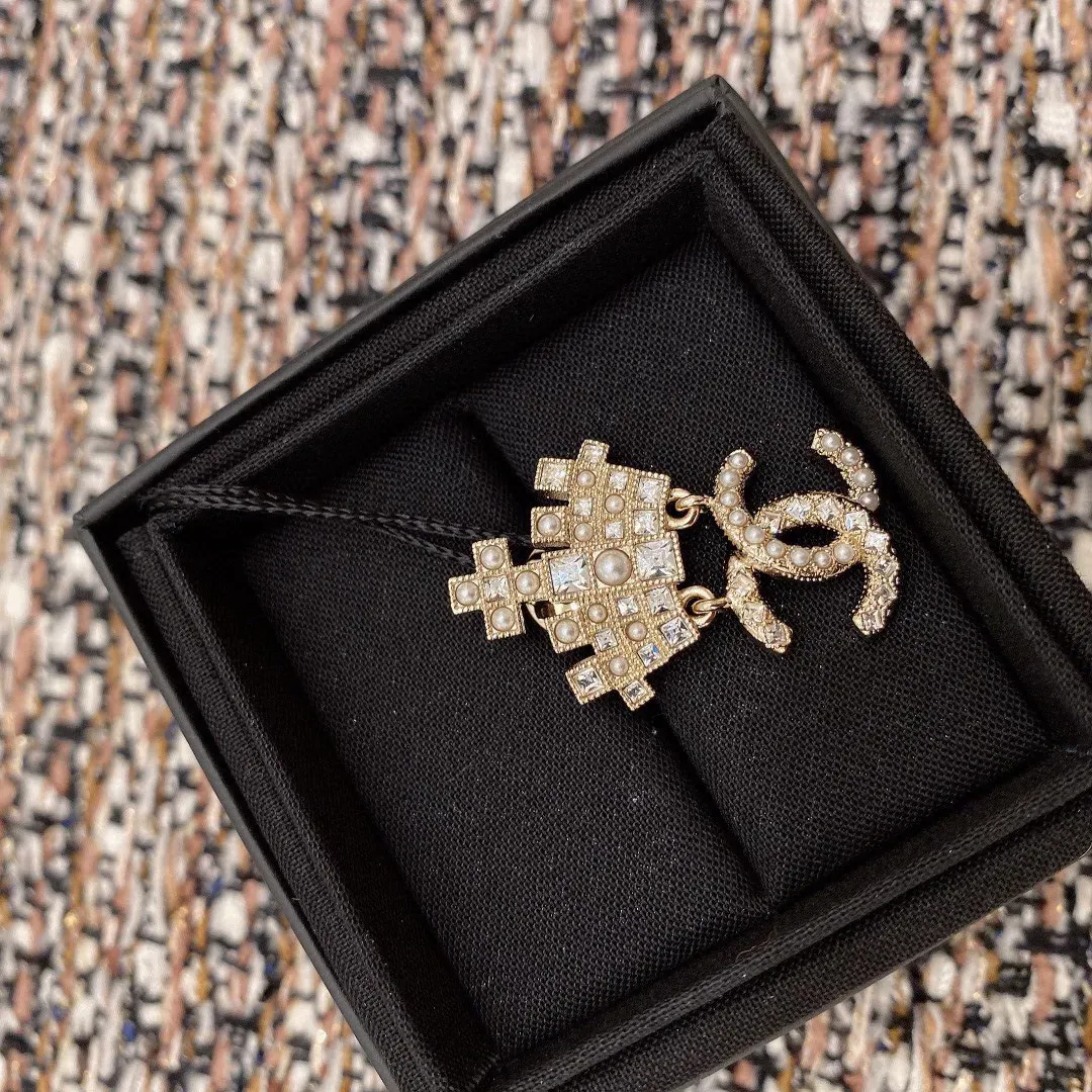 Бижутерия Chanel 239394