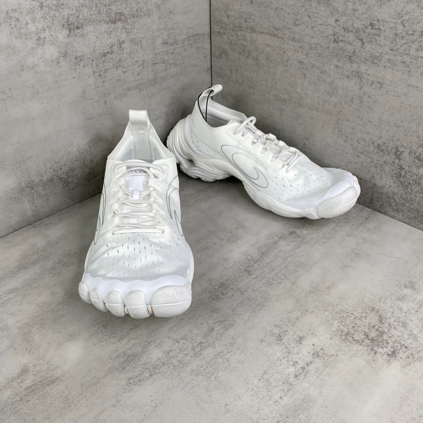 Кроссовки Женские Balenciaga 11842690