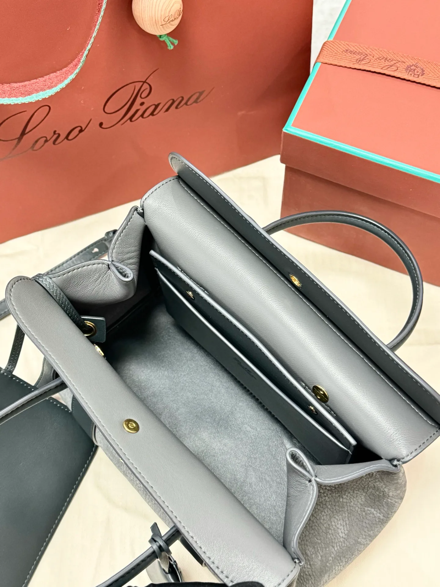 Классические Сумки Женские Loro Piana 11472593