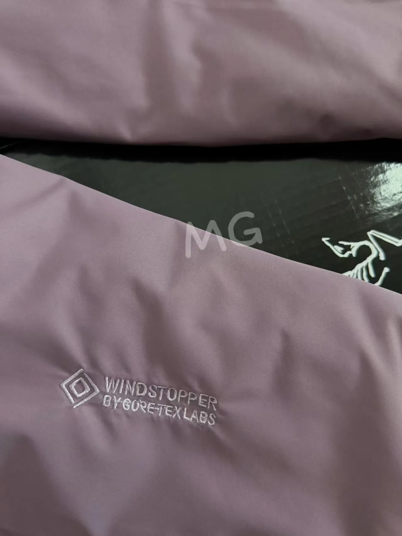 Куртки И Пуховики Женские Arcteryx 19260878