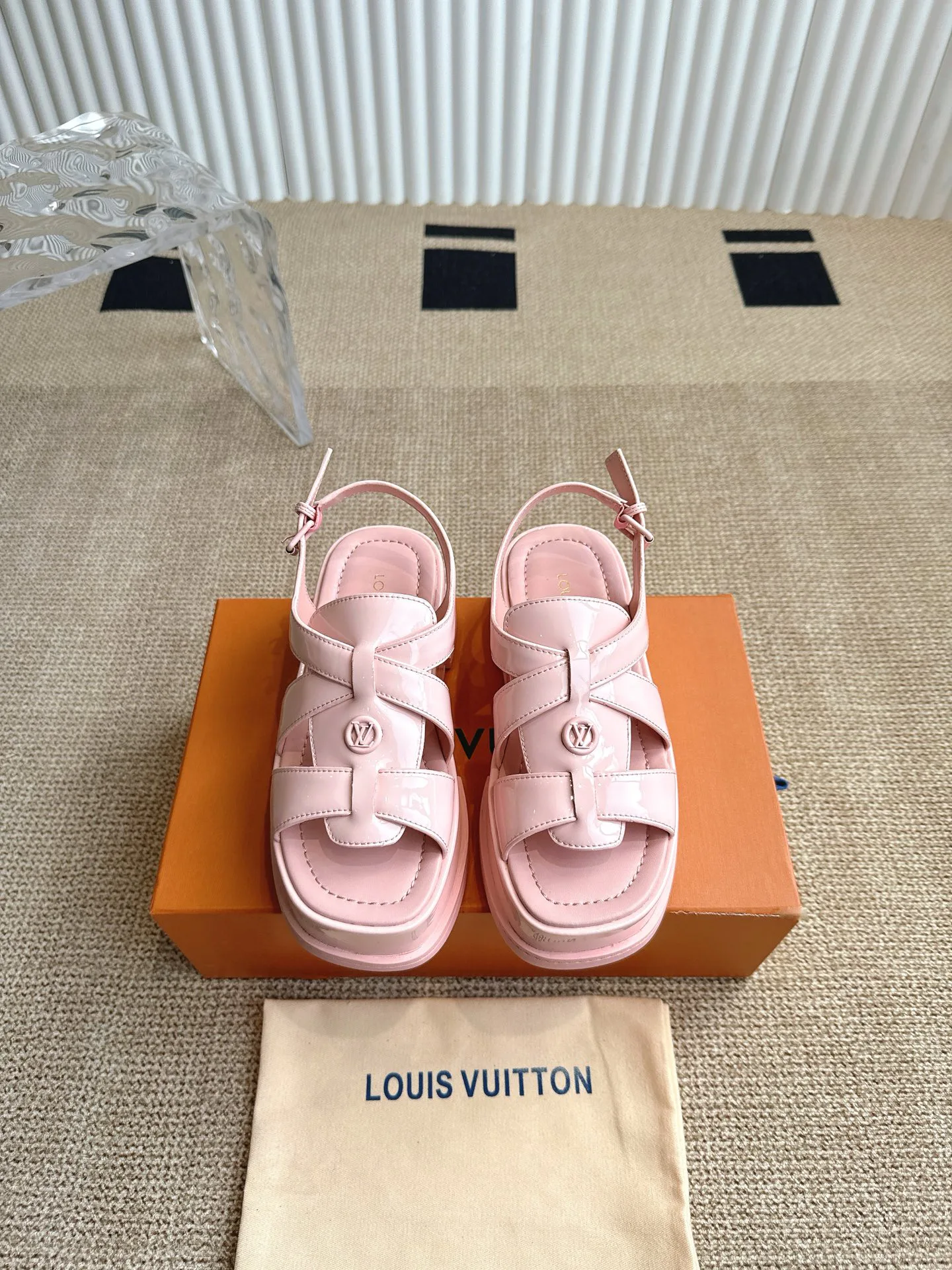 Сандалии Женские Louis Vuitton 35142