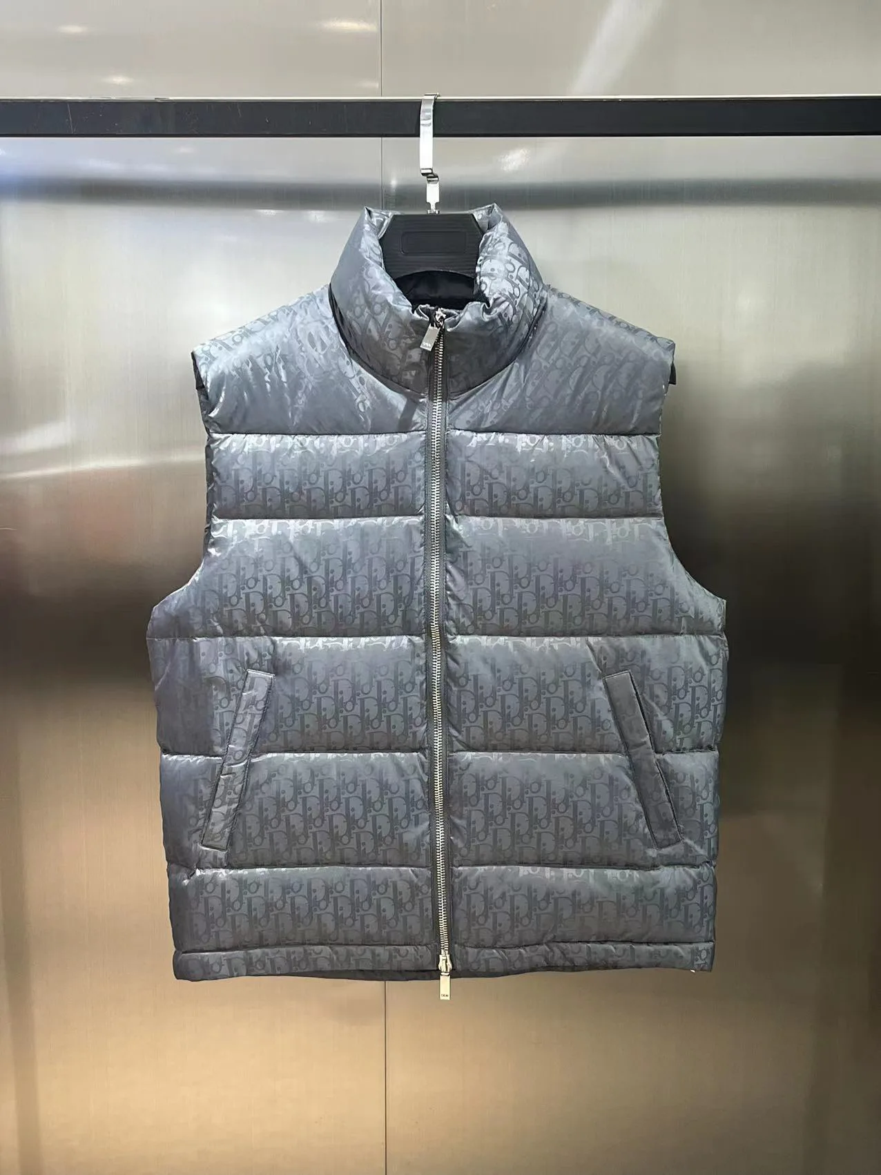 Жилеты Женские Christian Dior 18129887