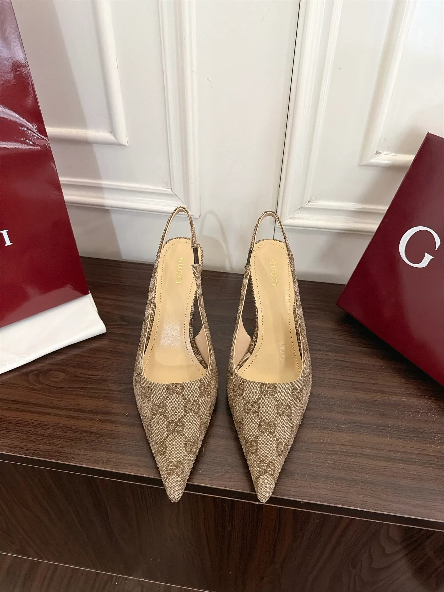 Туфли Женские Gucci 19314665