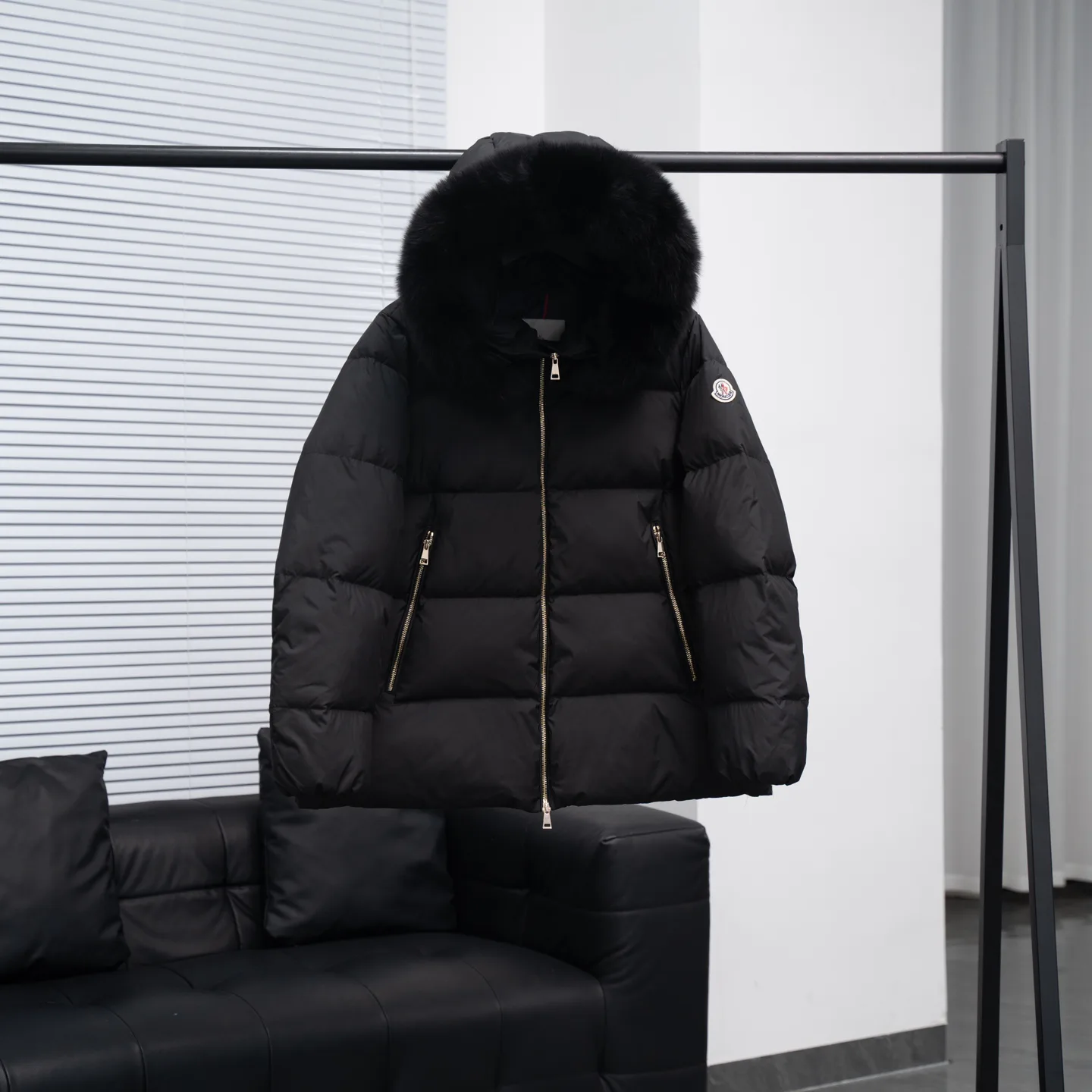 Куртки И Пуховики Женские Moncler 18845750