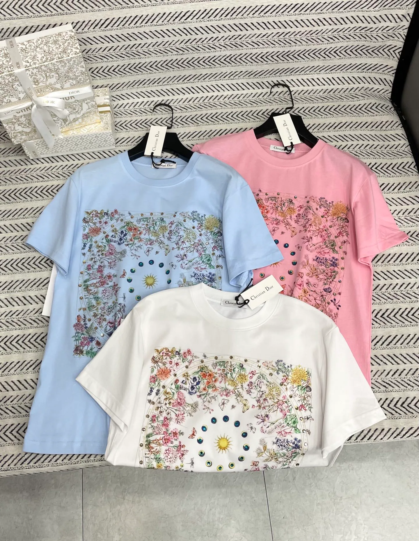 Футболки Женские Christian Dior 5906038