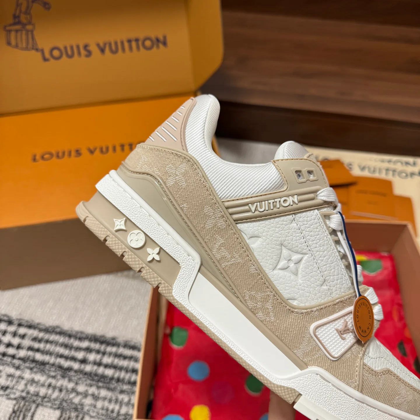 Кроссовки Женские Louis Vuitton 1546770