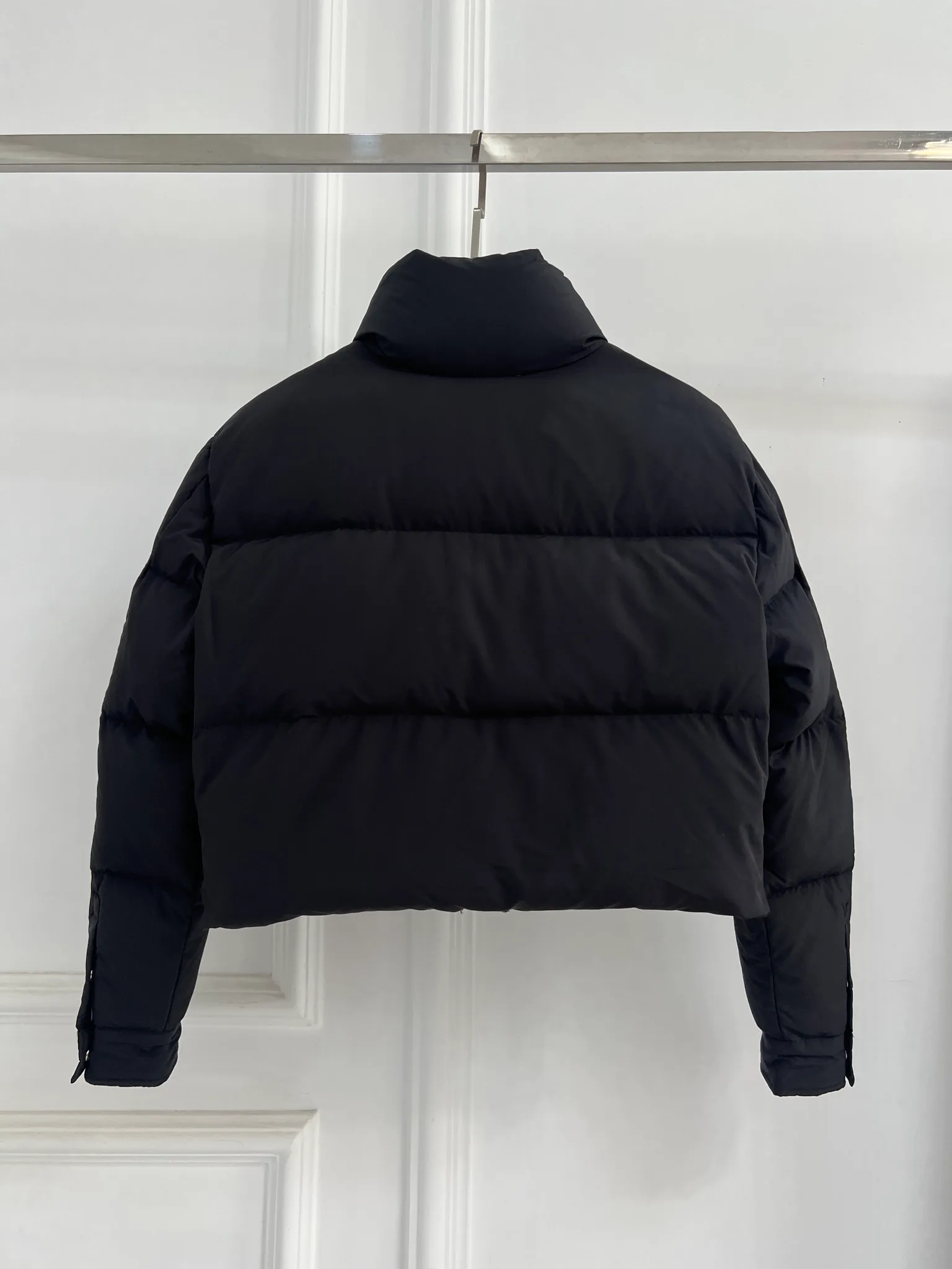 Куртки И Пуховики Женские Prada 17904158