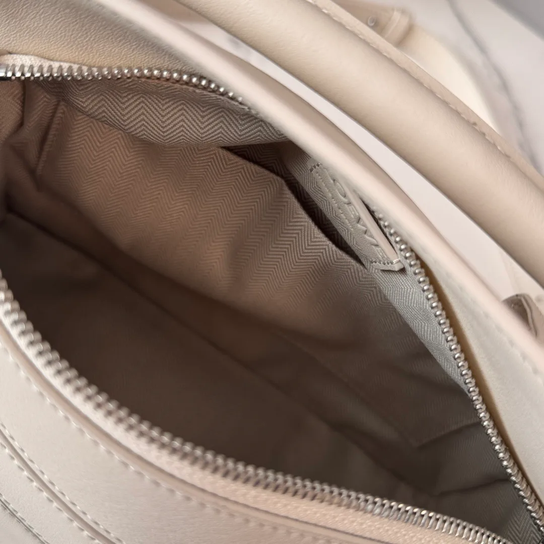 Классические Сумки Женские Loewe 18004238