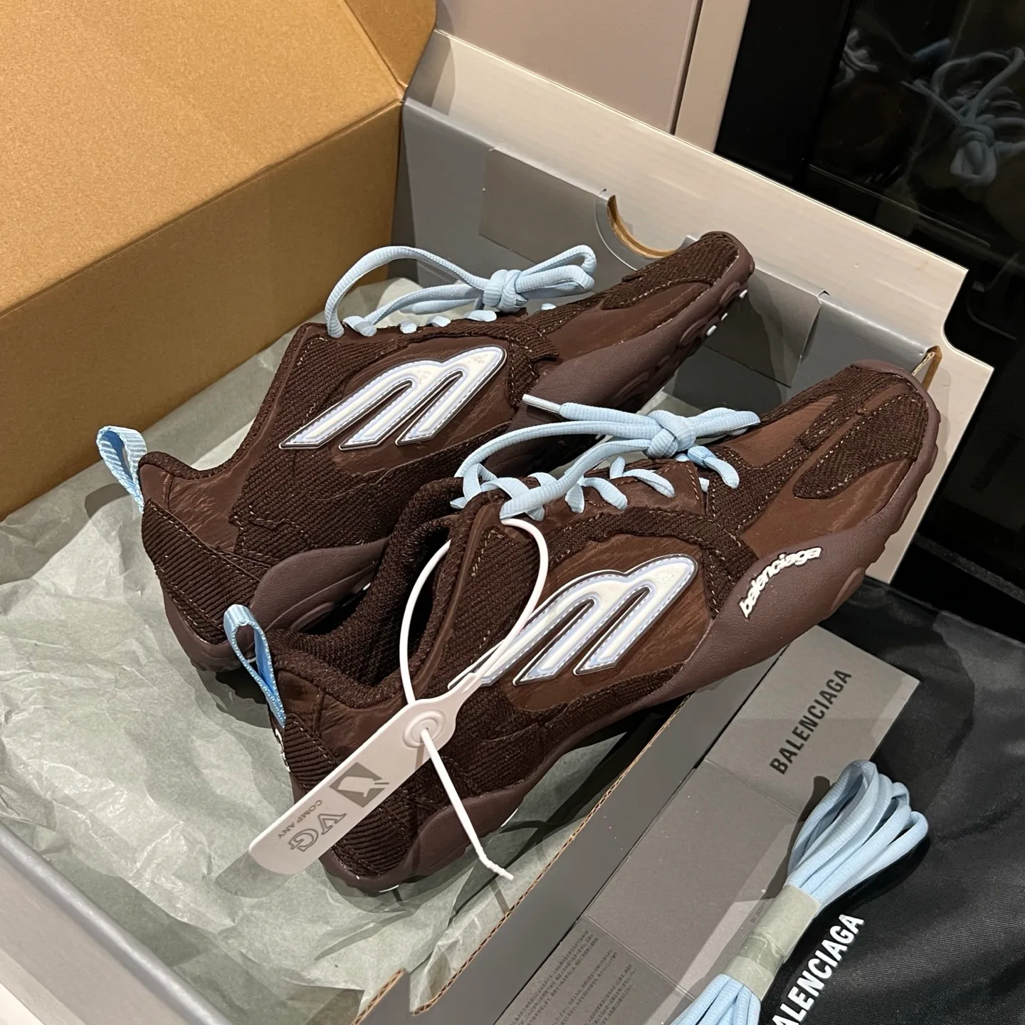 Кроссовки Женские Balenciaga 12948699