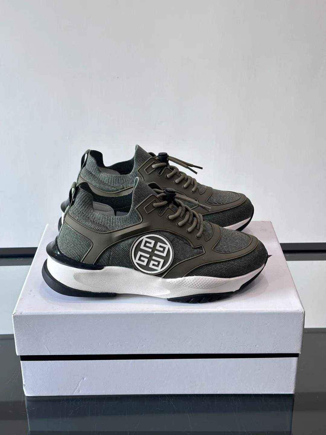 Кроссовки Мужские Givenchy 813971